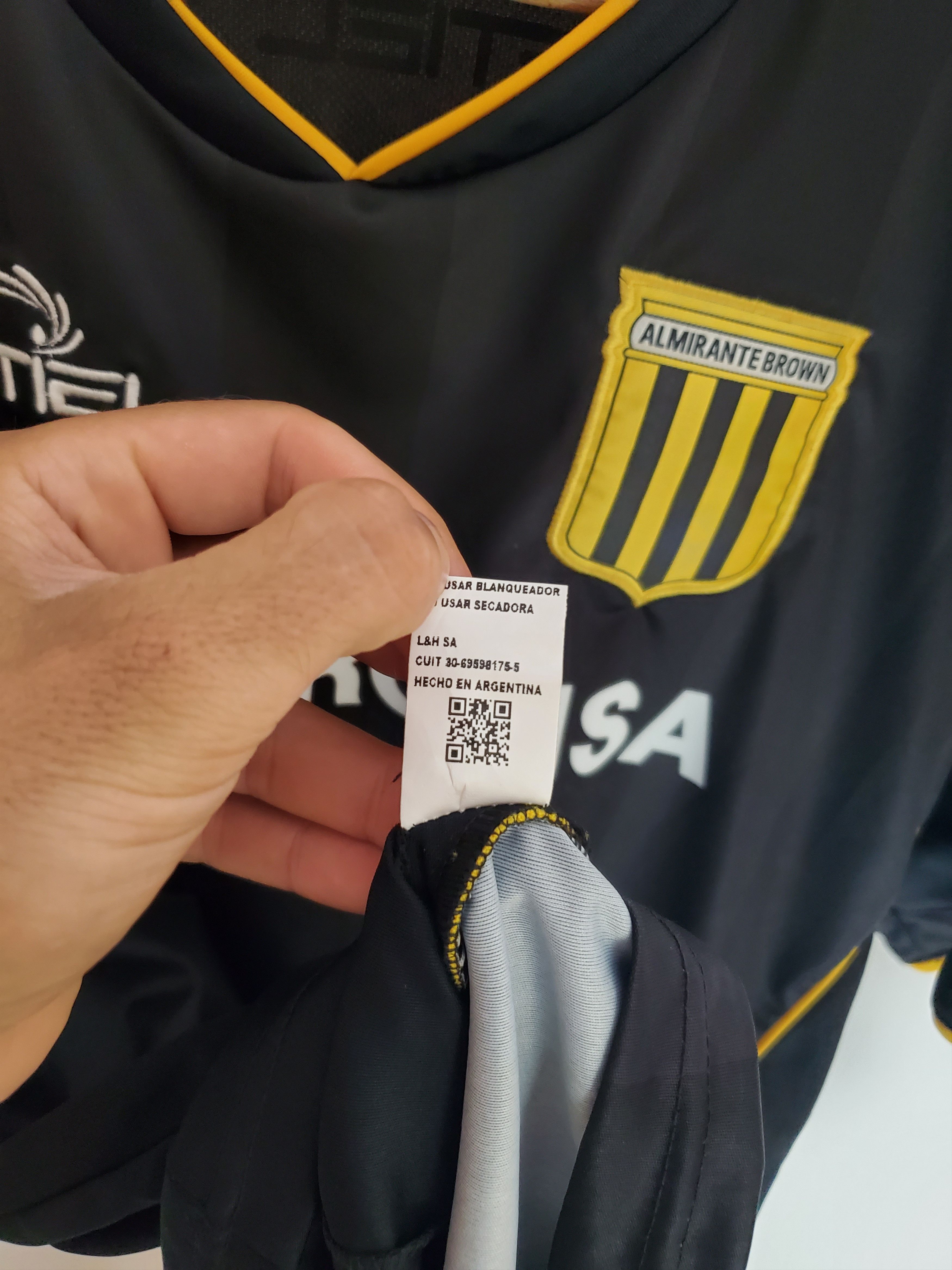 Other ALMIRANTE BROWN 2021 ANNIVERSARY JERSEY New condition Xl Size US XL / EU 56 / 4 - 6 Thumbnail