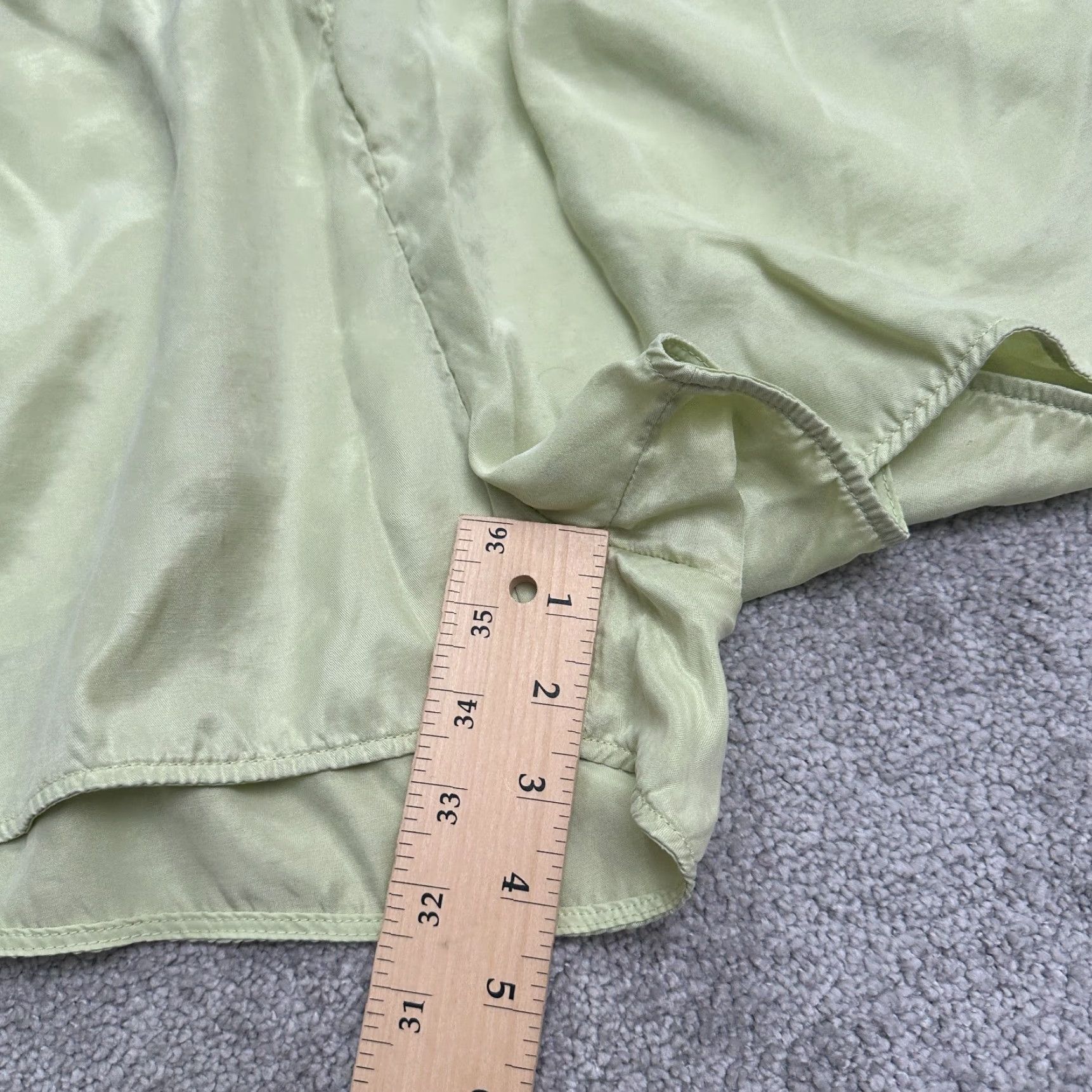 H&M H&M Shorts Womens Medium Green 29x2 Pockets Athletic Casual Active Outdoor Womens Size 32" / US 10 / IT 46 - 7 Thumbnail