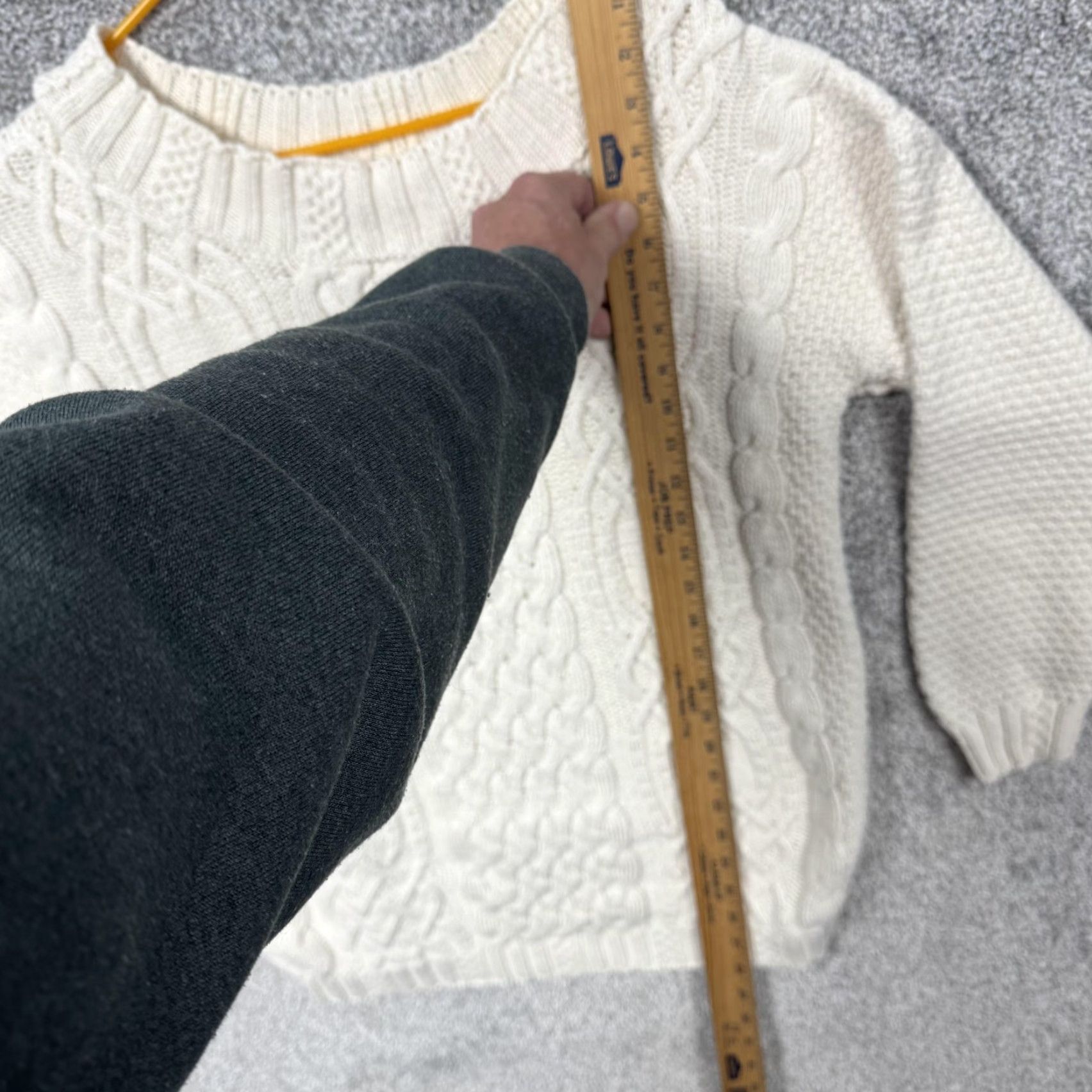 Vintage VINTAGE Cargo Sweater Men Small White Cable-Knit 100% Cotton Crew Neck Pullover Aran Fisherman Classic Size US S / EU 44-46 / 1 - 2 Thumbnail