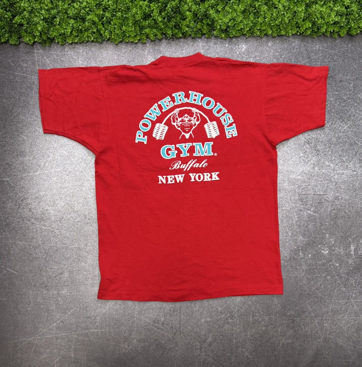 Vintage Vintage 90s PowerHouse Gym New York FOTL T Shirt Bodybuilder Size US XL / EU 56 / 4 - 2 Thumbnail