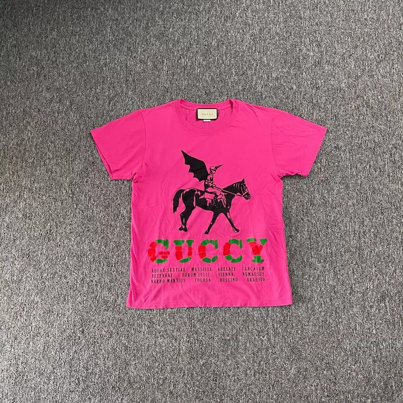 Gucci Pure cotton large logo short sleeves 2501-Nextarrow
