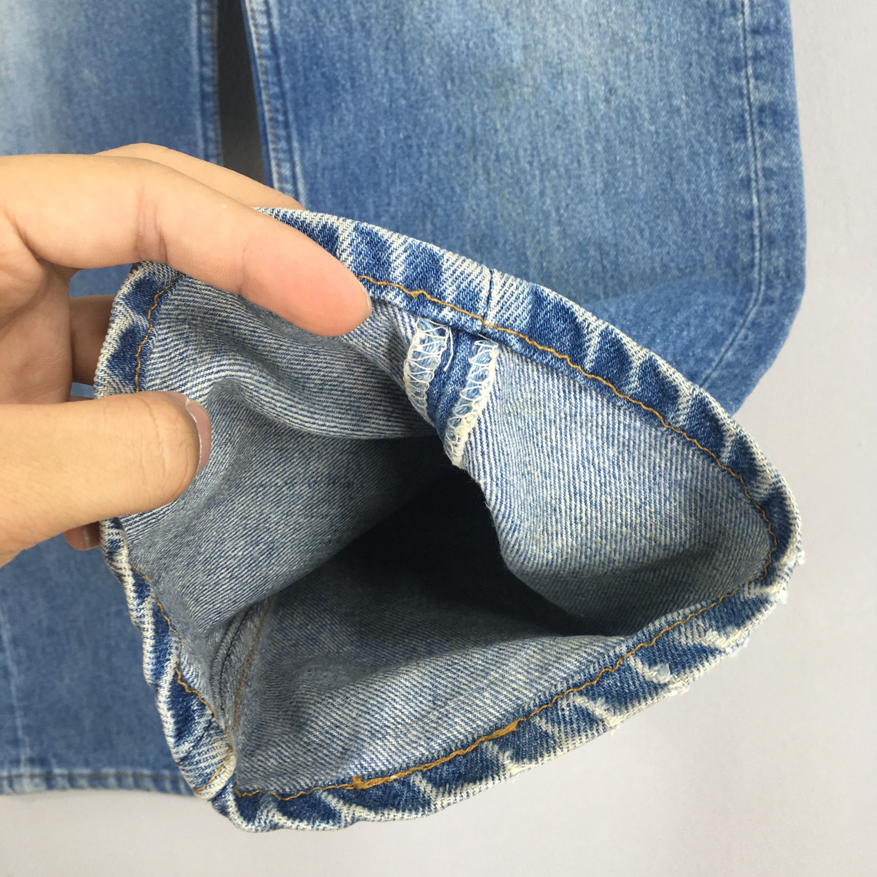 Levi's Size 30x30 Vintage 90s Levi's 501 Faded Blue Jeans S2021 Size US 30 / EU 46 - 5 Thumbnail