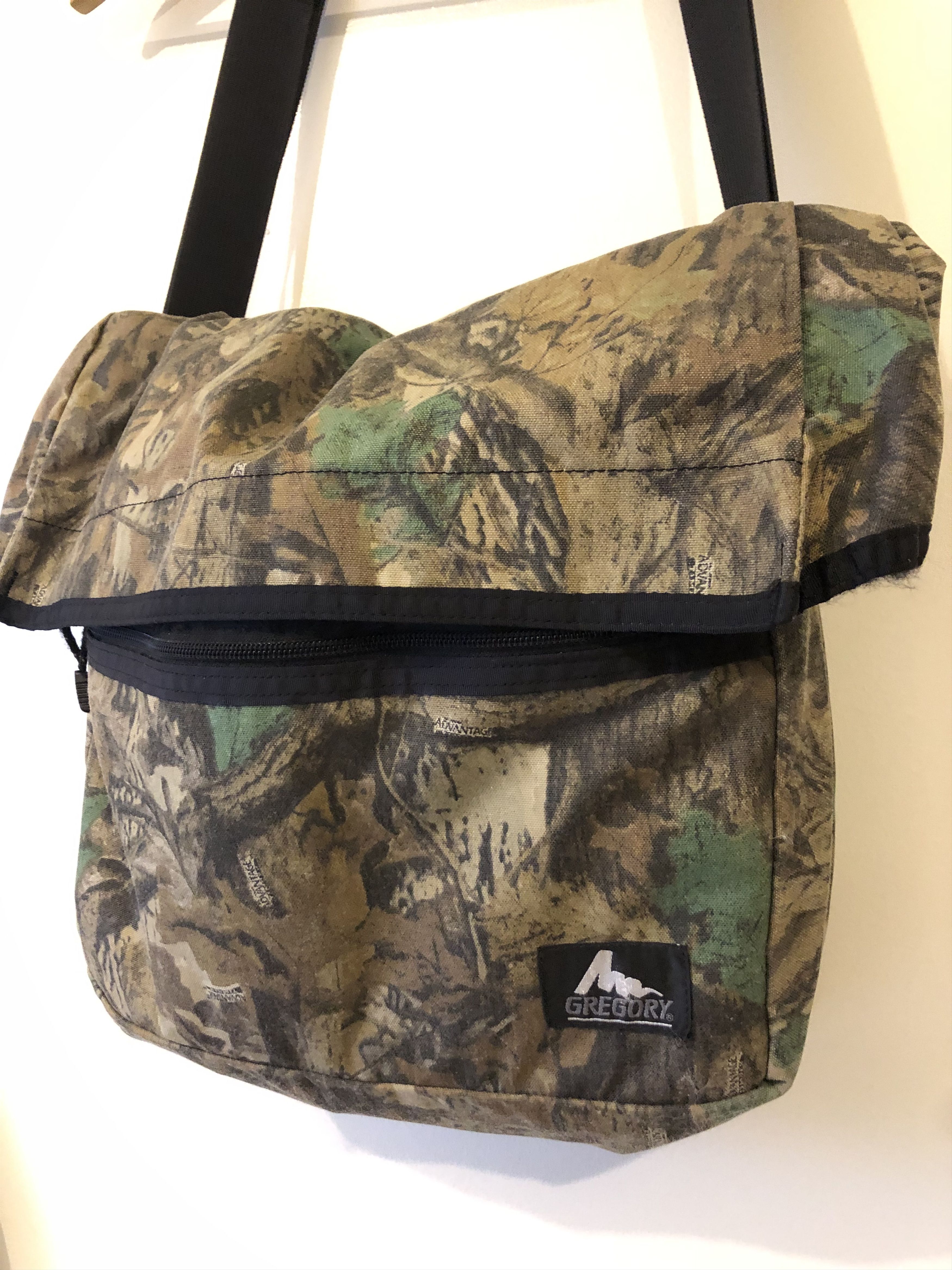 Gregory USA Gregory Advantage Timber Camo Sling Size ONE SIZE - 1 Thumbnail