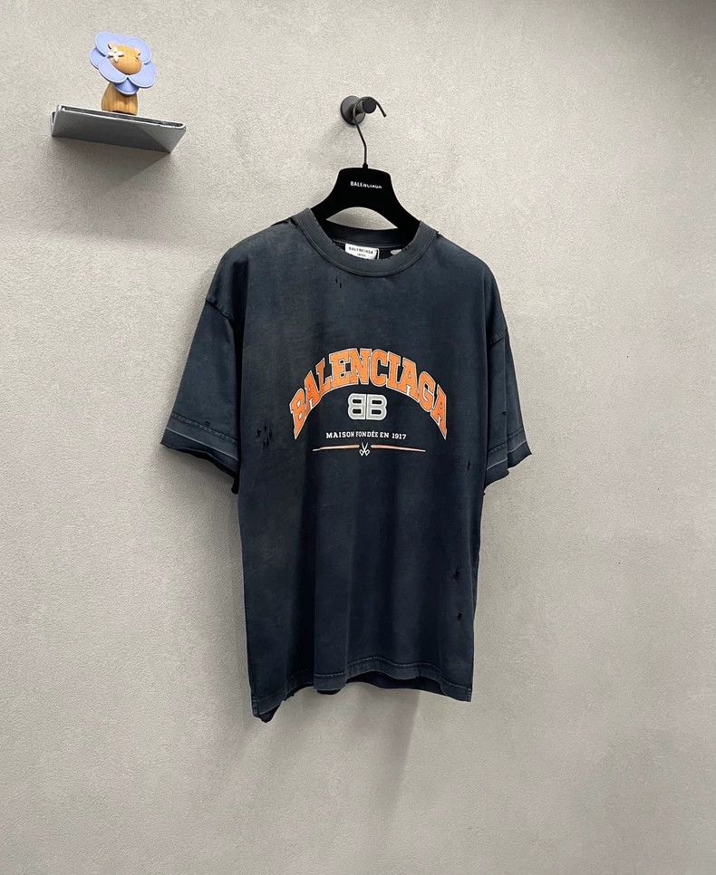 Balenciaga Balenciaga BB scissors short sleeve Size US S / EU 44-46 / 1 - 3 Thumbnail