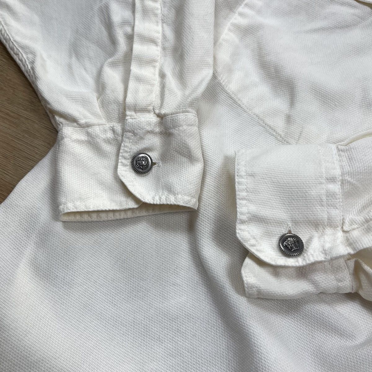 Versace Jeans Couture Vintage Versace Jeans Couture Button Shirt Pocket White 90s Size US L / EU 52-54 / 3 - 13 Thumbnail