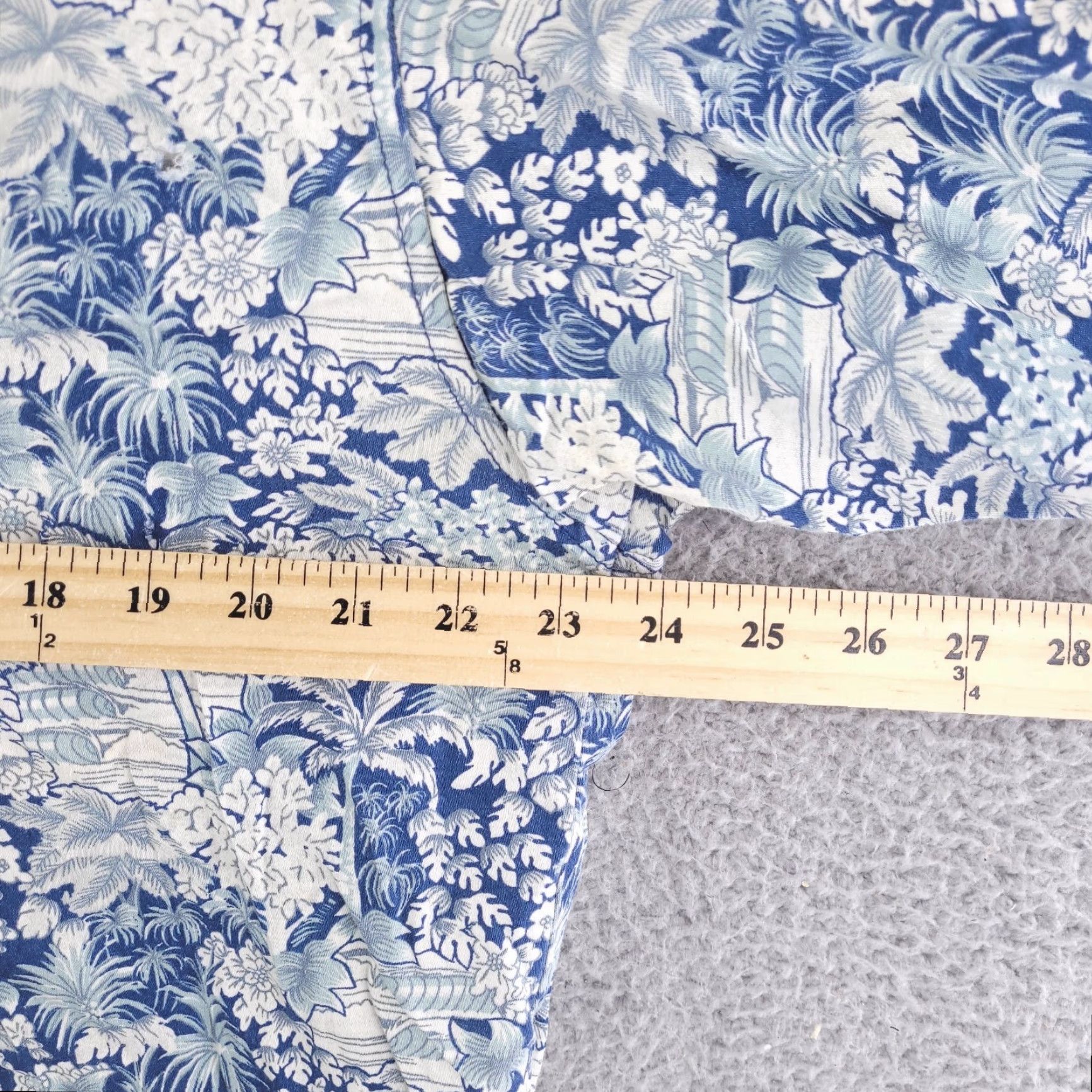 Quiksilver VINTAGE Quiksilver Shirt Mens L Blue Hawaiian Floral Short Sleeve Button-Up Size US L / EU 52-54 / 3 - 7 Thumbnail