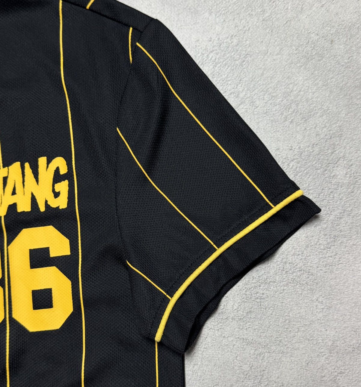 Wu-Tang Clan Wu-Tang Clan #36 Striped Button Jersey Shirt Big Logo Size US XS / EU 42 / 0 - 6 Thumbnail