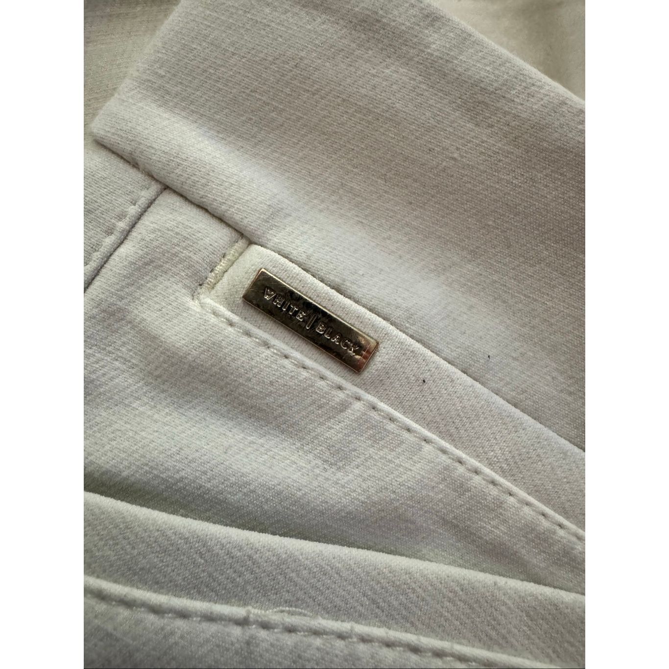 White House Black Market White House Black Market White Slim Ankle Pants | Size 8 | S Size 30" / US 8 / IT 44 - 4 Thumbnail