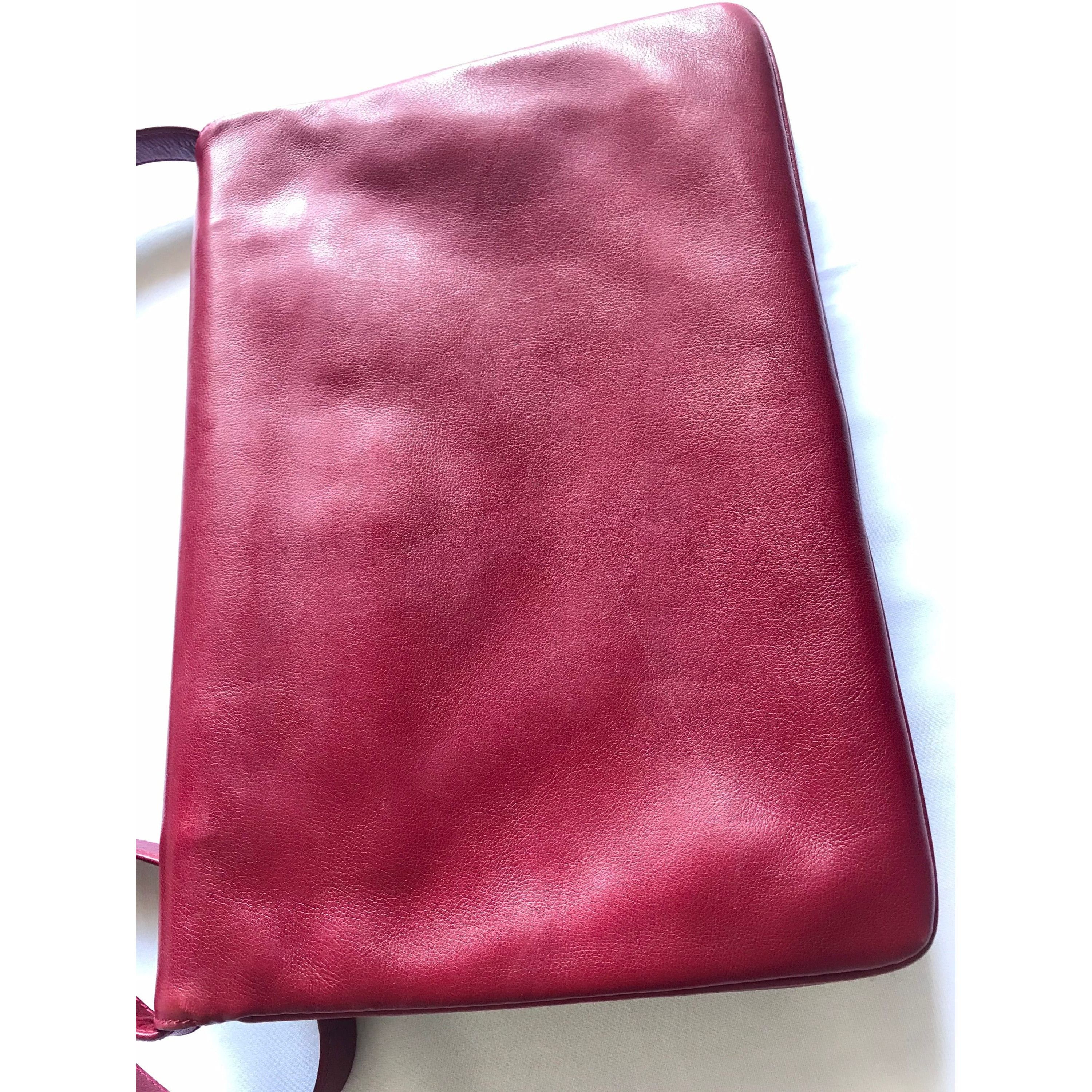 Gucci Vintage GUCCI wine red shoulder bag with GG engraved flap Size ONE SIZE - 5 Thumbnail