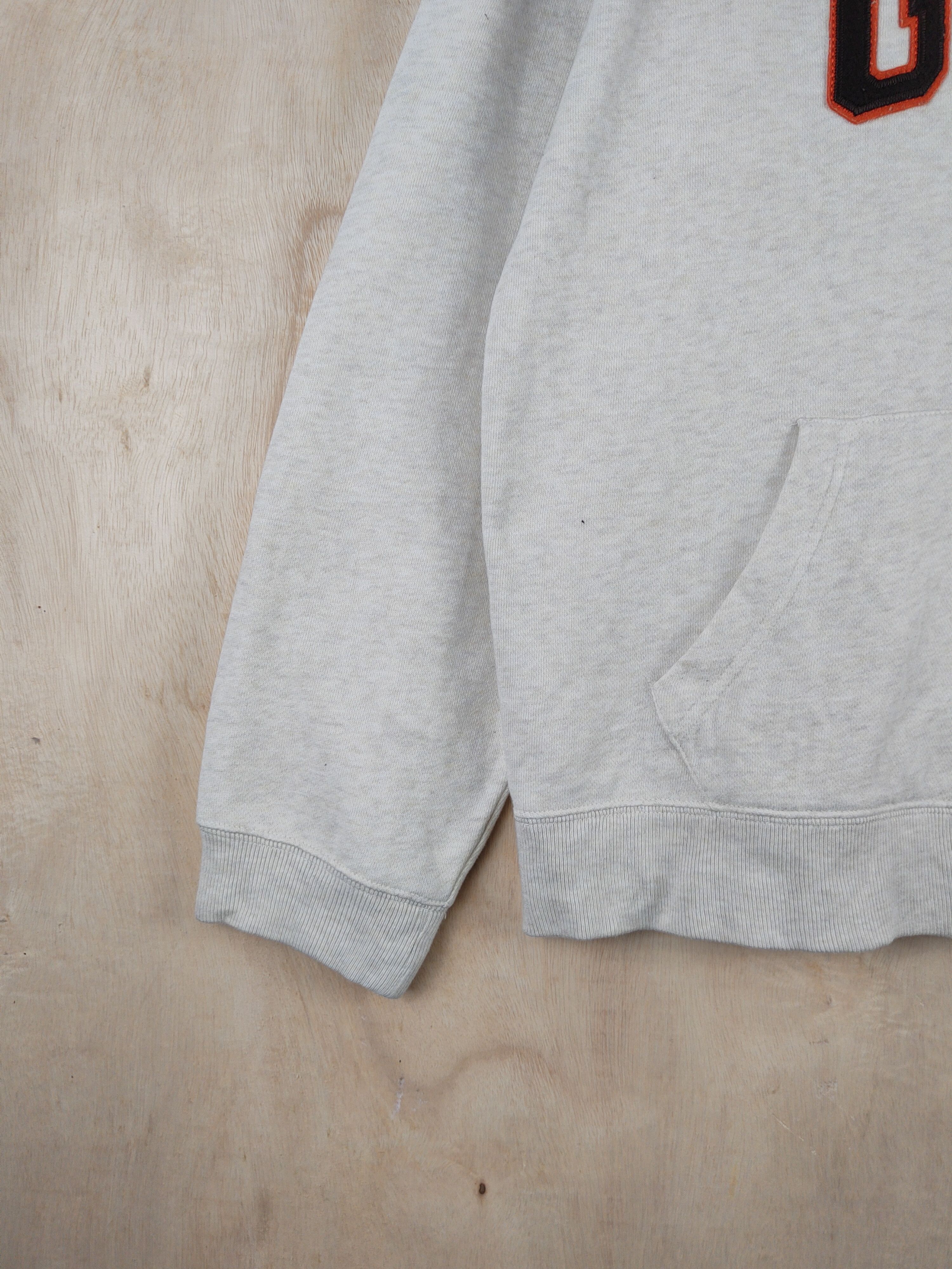 Gap × Japanese Brand × Vintage Gap Cream Hoodie Sweatshirts #S2493 Size US M / EU 48-50 / 2 - 4 Thumbnail