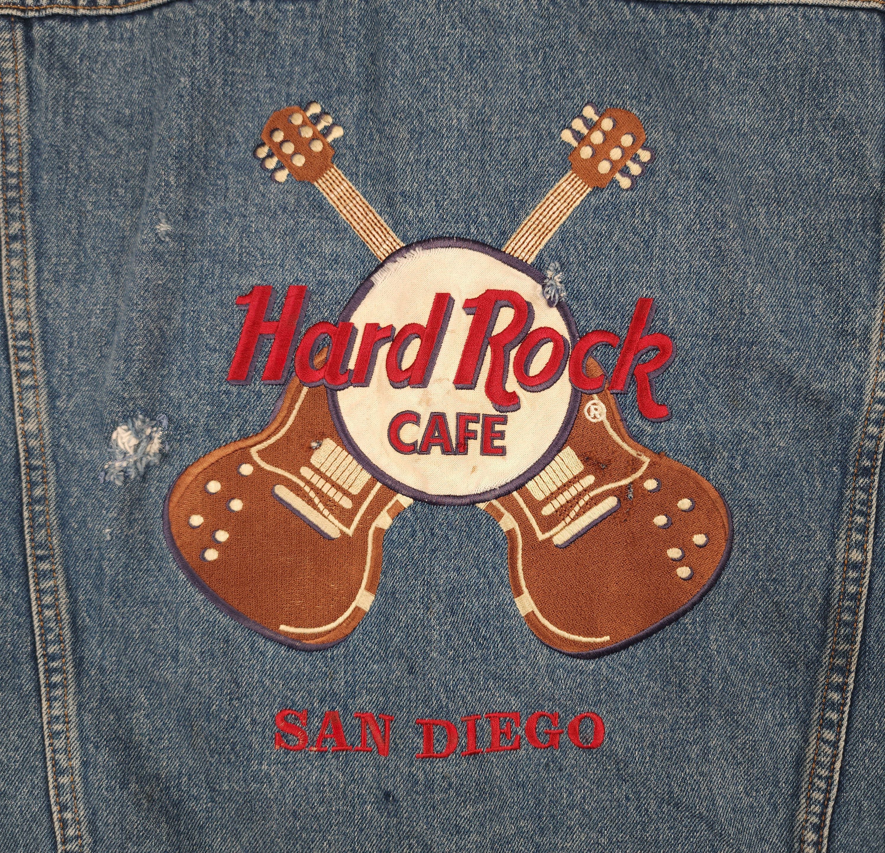 Hard Rock Cafe Vintage Hard Rock Cafe San Diego denim jacket Size L Size US L / EU 52-54 / 3 - 8 Thumbnail