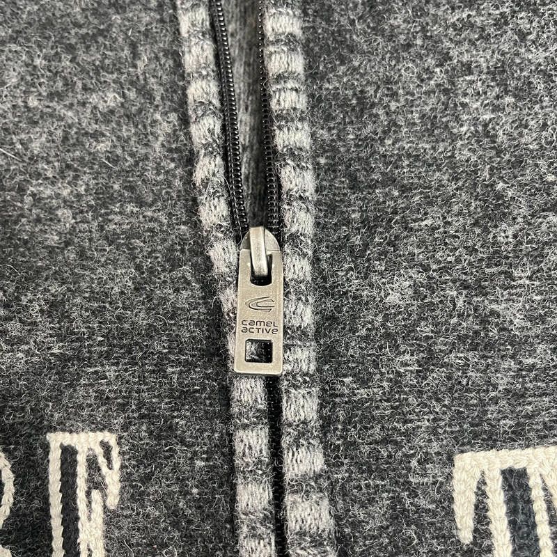 Designer Active Camel zip up fleece 5XL 100% wool Size US XXL / EU 58 / 5 - 6 Thumbnail