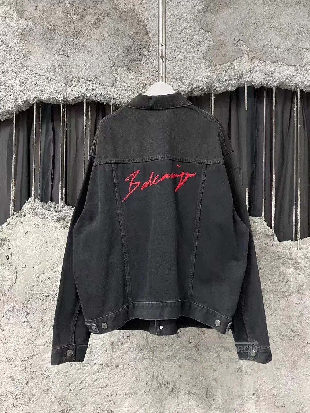 Balenciaga Balenciaga Logo Denim Jacket. Size US S / EU 44-46 / 1 - 2 Thumbnail