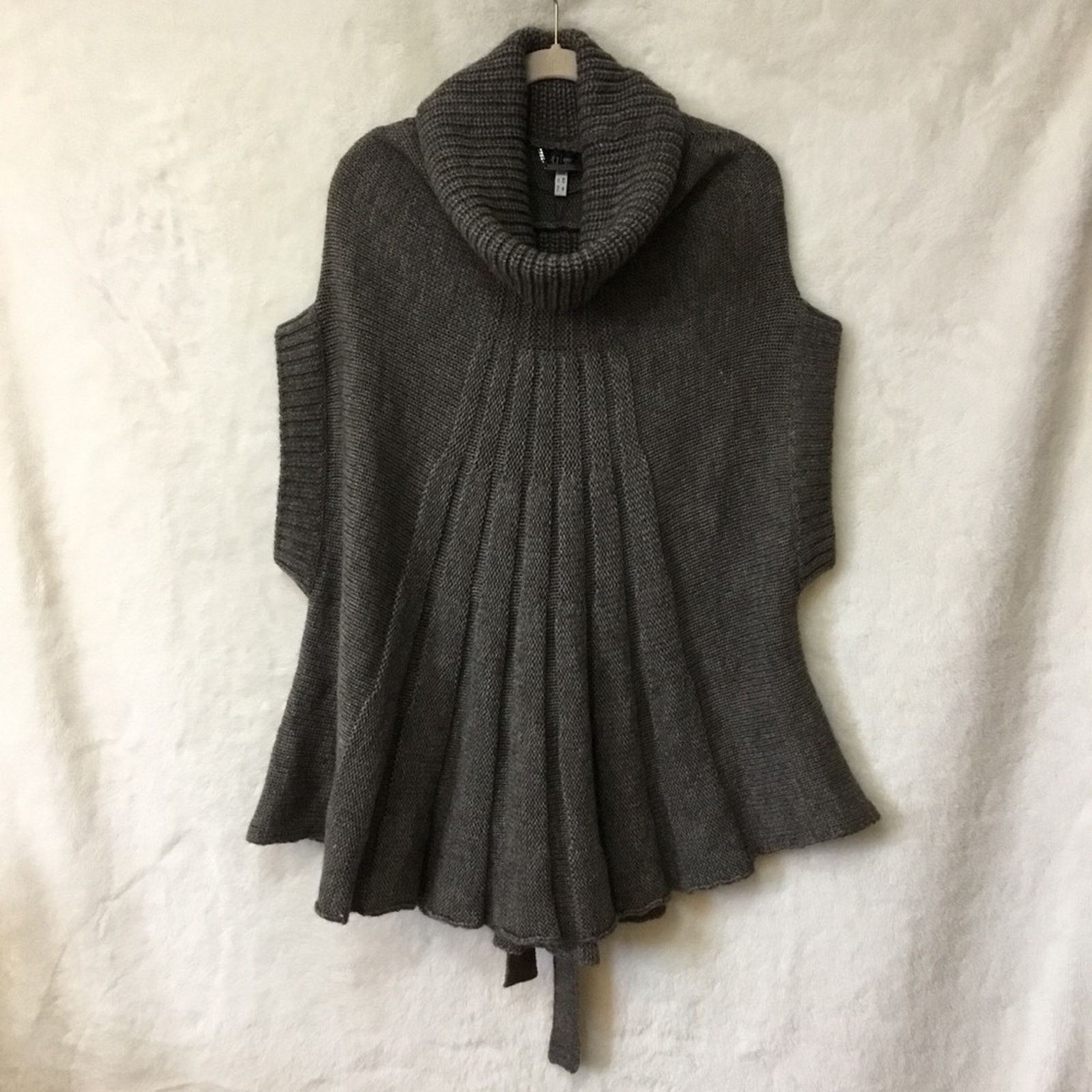 Armani Armani Jeans Gray Tie-Back Cowl Neck Sweater Size M / US 6-8 / IT 42-44 - 1 Thumbnail