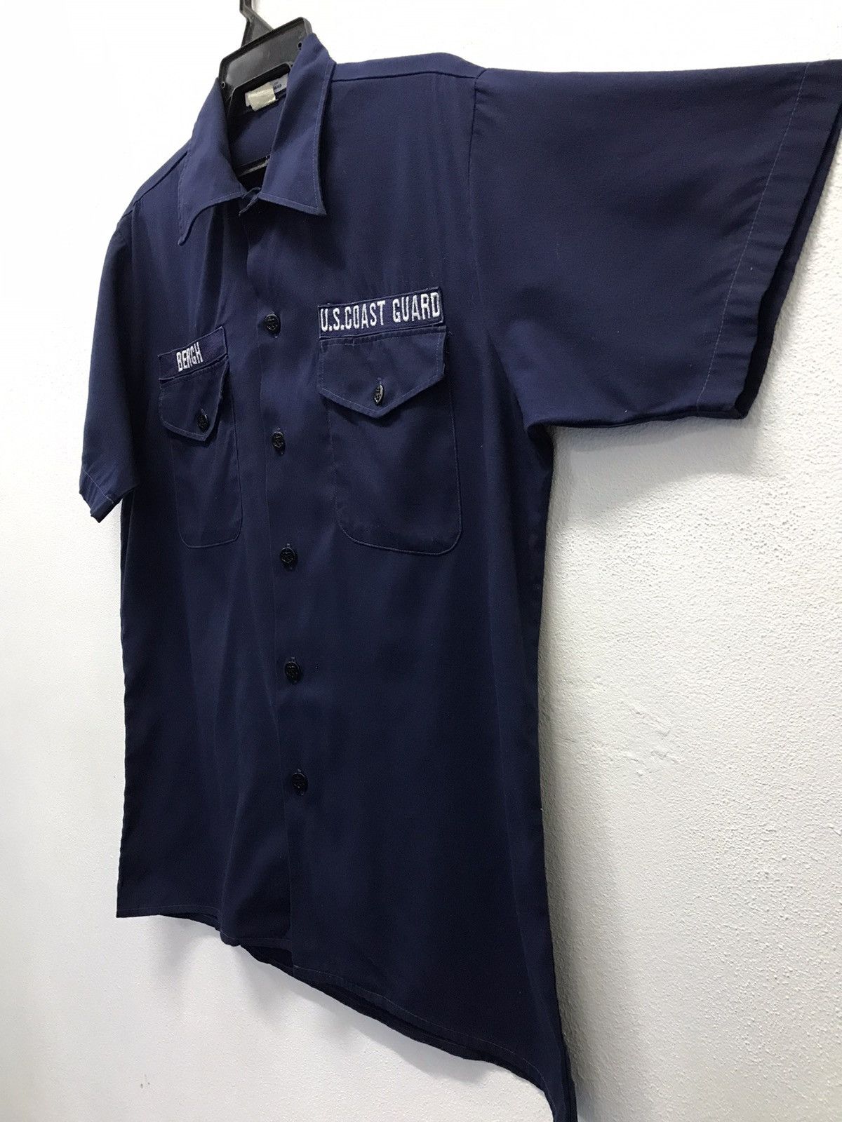 Vintage Vintage Made Expressly For U.S. Coast Guard Shirt Button Ups Size US L / EU 52-54 / 3 - 8 Thumbnail