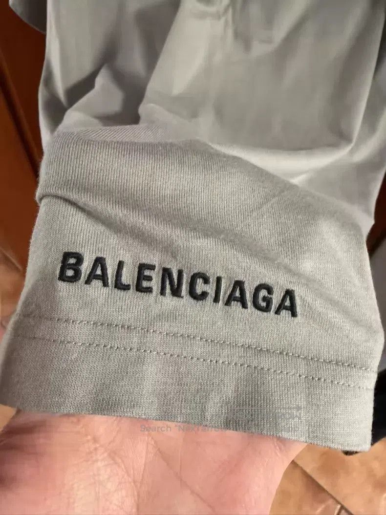 Balenciaga Balenciaga Gray Back Embroidered Logo Short Sleeve T-Shirt Size US M / EU 48-50 / 2 - 3 Thumbnail