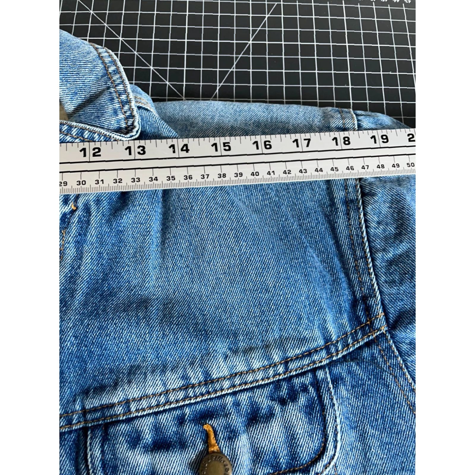 Wrangler VTG Wrangler Sherpa Lined Jean Jacket Men's Large Blue Denim 90s Grunge Trucker Size US 33 - 6 Thumbnail