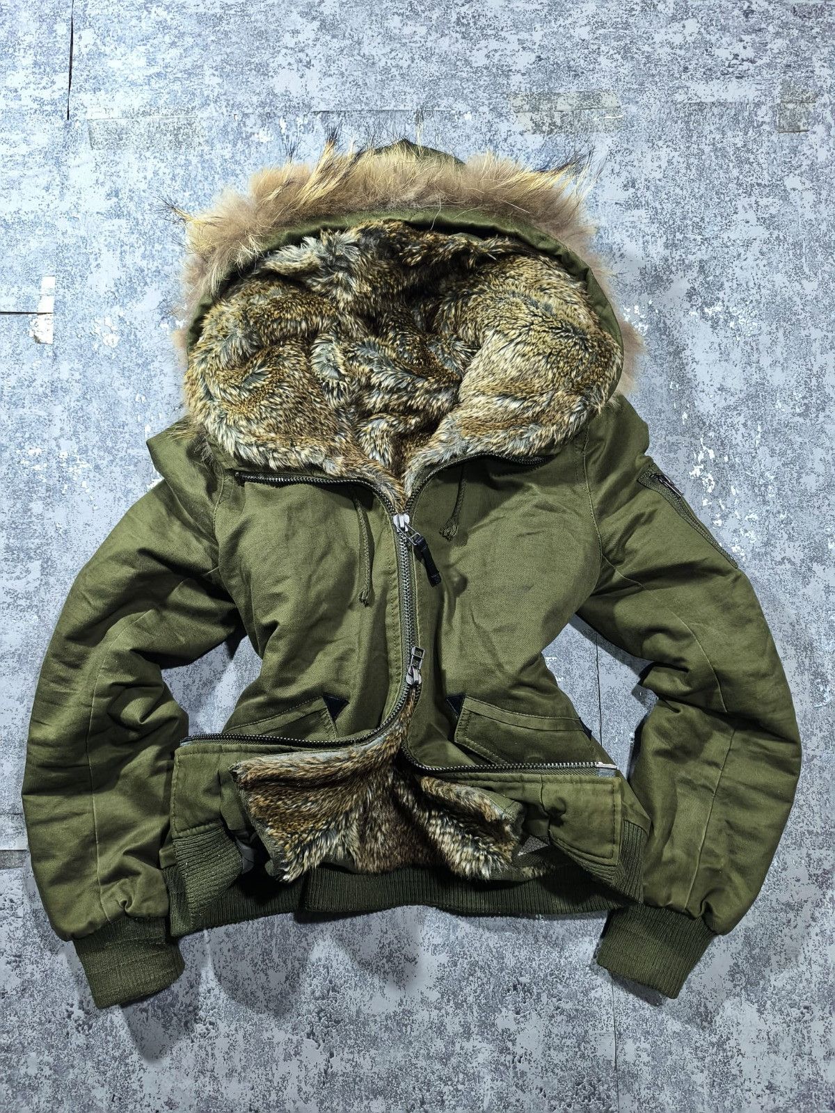 Other Japan Type FauxFur Military Faded Khaki Green Bomber Size S / US 4 / IT 40 - 2 Thumbnail
