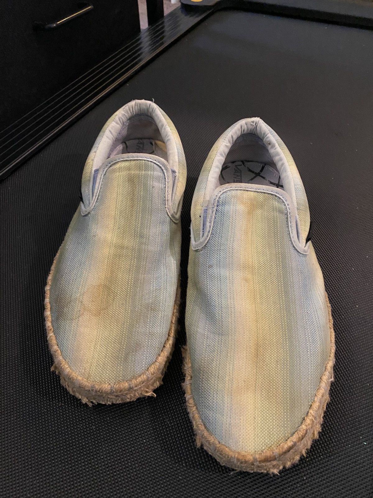 Vans Vans Slip on Bamboo Lining Size9 Size US 9 / EU 42 - 1 Thumbnail