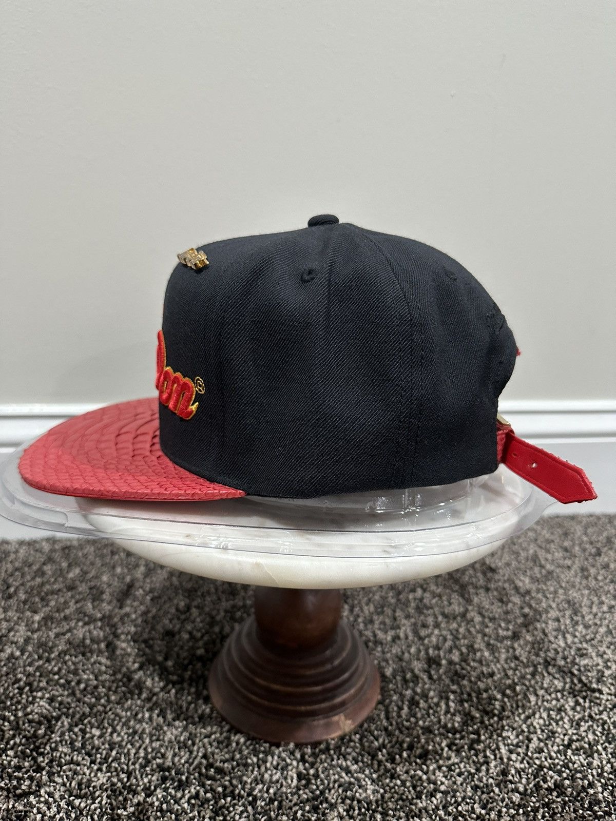Just Don Just Don x Mitchell & Ness Script Miami Heat Black/Red Hat Size ONE SIZE - 4 Thumbnail