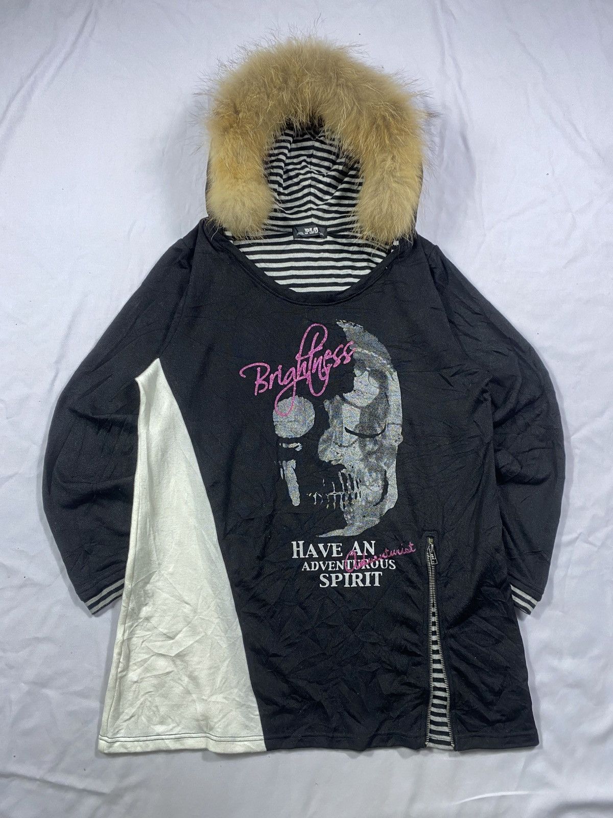 If Six Was Nine Faux Fur gothic Hoodie Skull Lgb Style Size US L / EU 52-54 / 3 - 1 Thumbnail