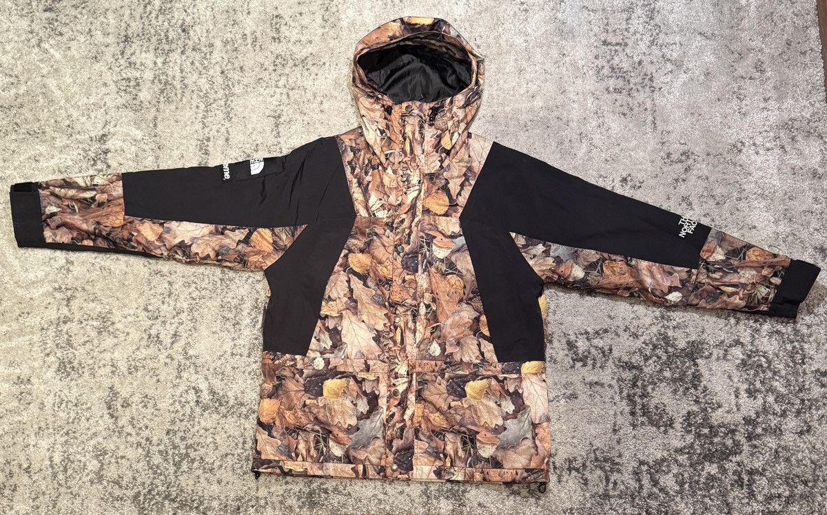 Supreme SUPREME THE NORTH FACE MOUNTAIN LIGHT JACKET LEAVES CAMO Size US S / EU 44-46 / 1 - 3 Thumbnail