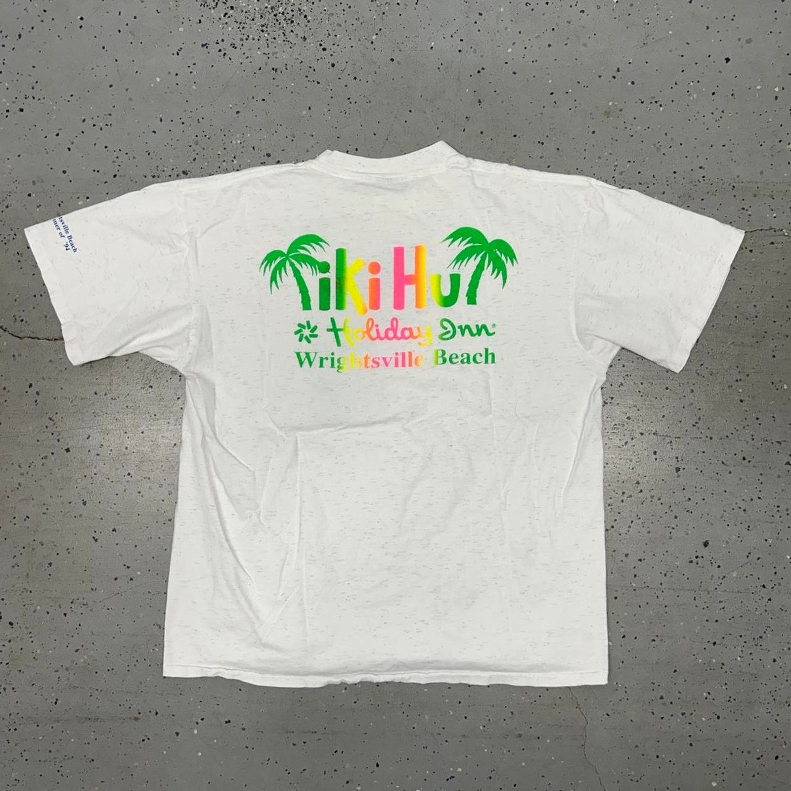 Other VTG White beach Reptile streetwear tee Size US XL / EU 56 / 4 - 7 Thumbnail