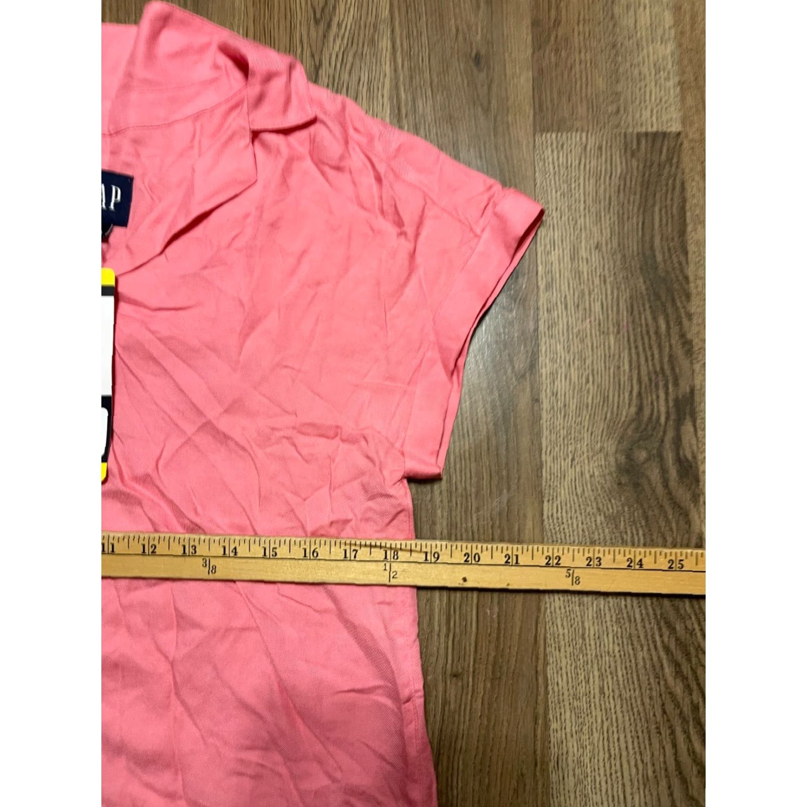 Gap Gap Shirt Women's Size Small Pink Polo Shirt V-neck NWT Size S / US 4 / IT 40 - 5 Thumbnail