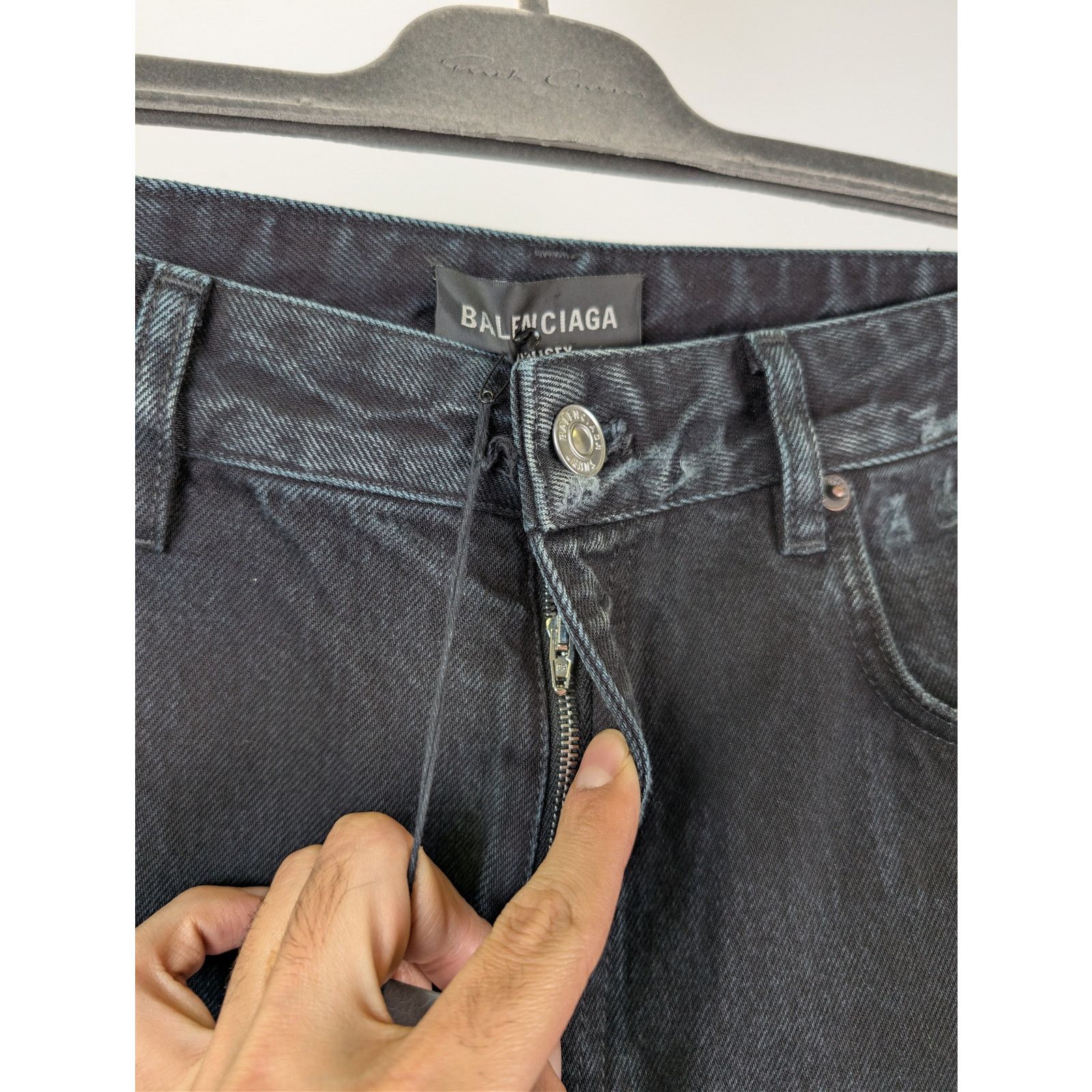 Balenciaga o1rshd1 Organic Japanese Ripped Medium Fit Pant Jean Black Size US 32 / EU 48 - 8 Thumbnail