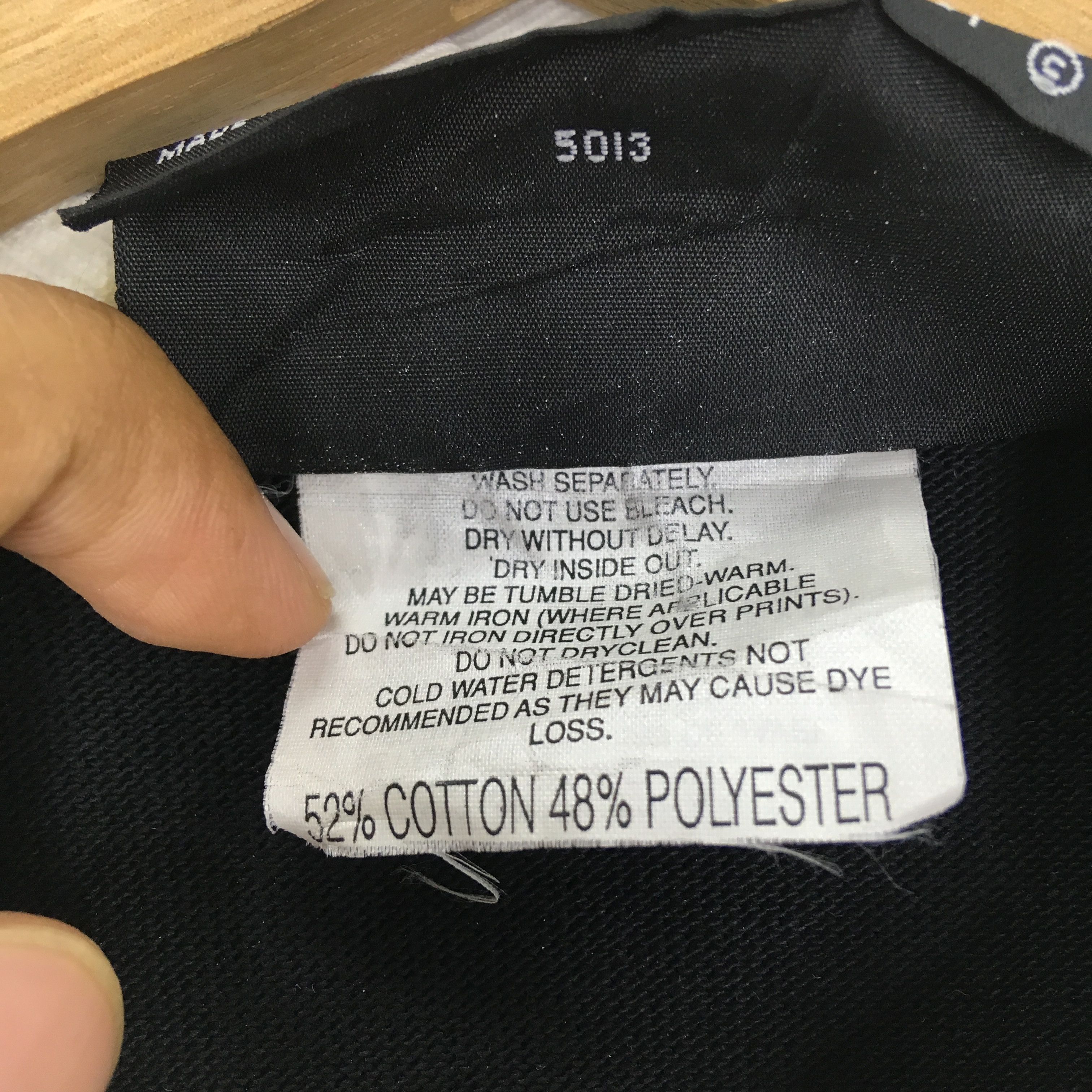 Canterbury of New Zealand Vintage 90's Canterbury Of New Zealand All Black Polo Shirt Size US S / EU 44-46 / 1 - 11 Thumbnail