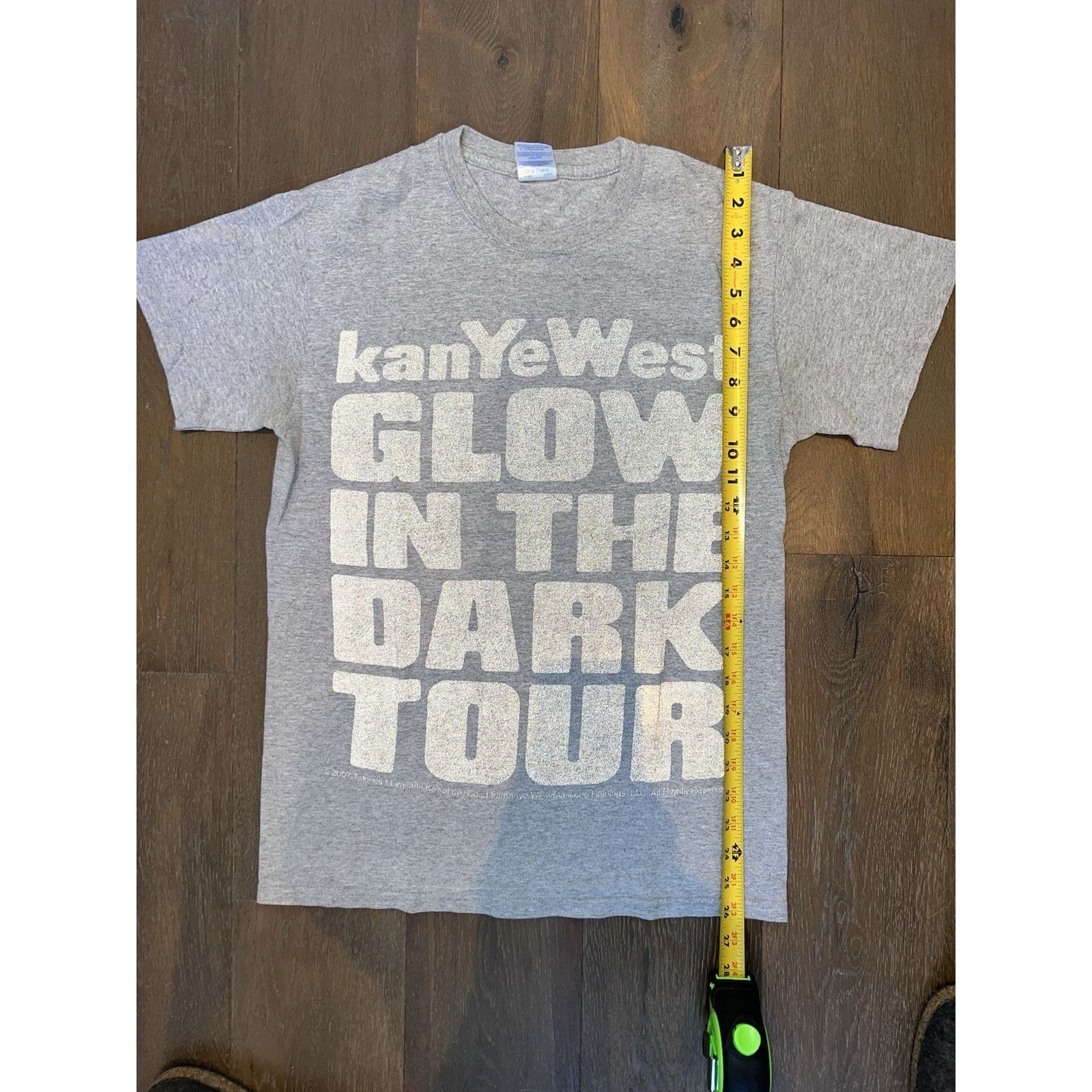Gildan Vintage Kanye West Double Sided 3M Reflective Shirt Size S Size US S / EU 44-46 / 1 - 4 Thumbnail