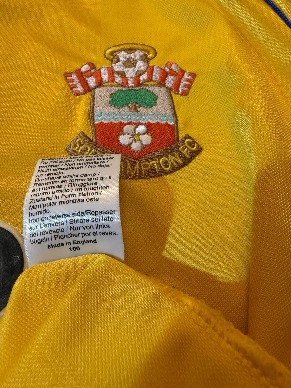 Other Vintage Southampton FC away jersey 2002-2003 Size US XL / EU 56 / 4 - 9 Thumbnail