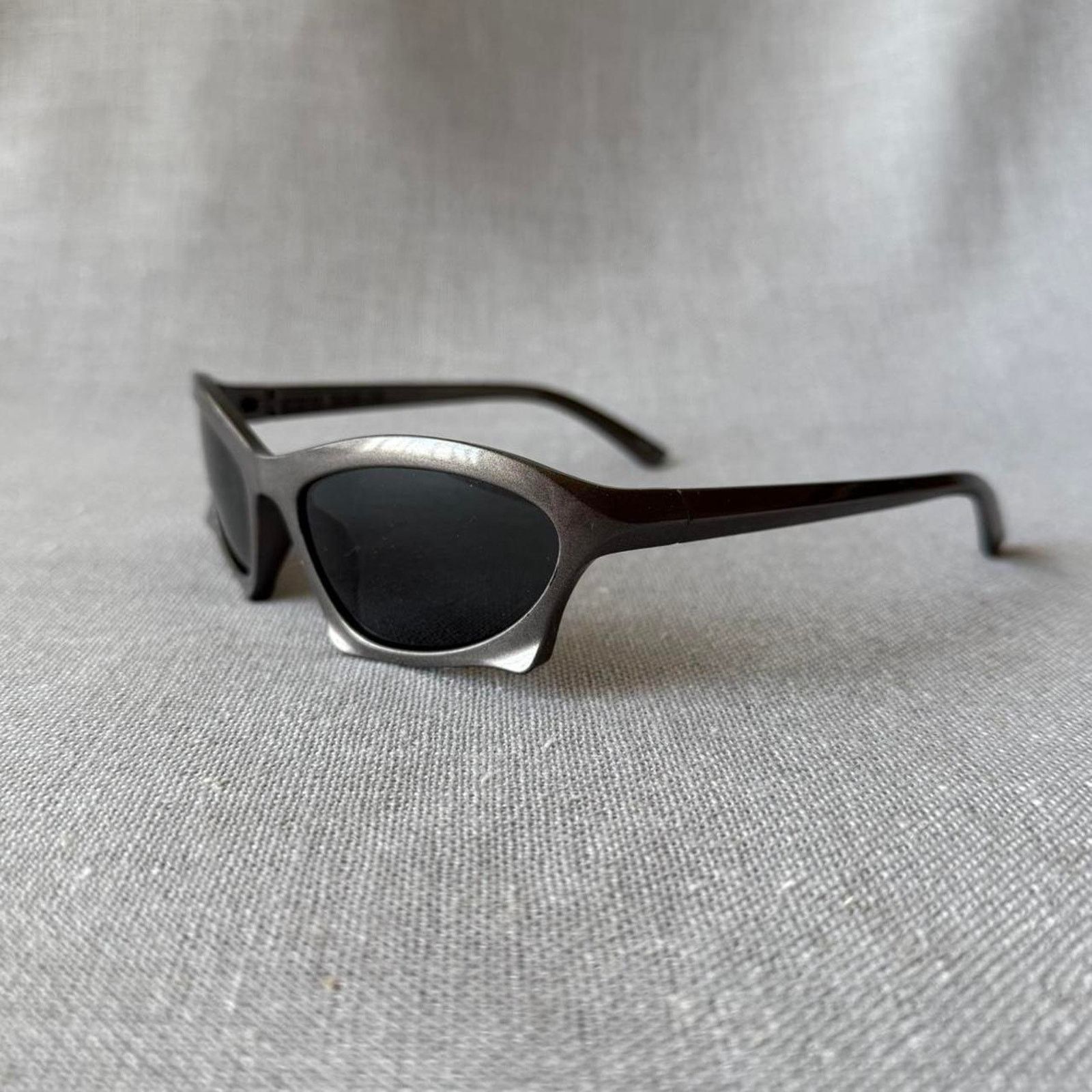 Other dark grey Sporty racer oak sunglasses WMNS2 Size ONE SIZE - 2 Thumbnail