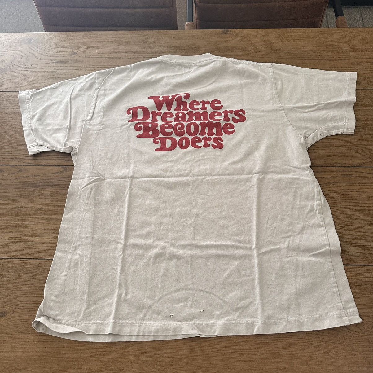 Uniqlo Uniqlo x Verdy Tee Size US XL / EU 56 / 4 - 2 Thumbnail