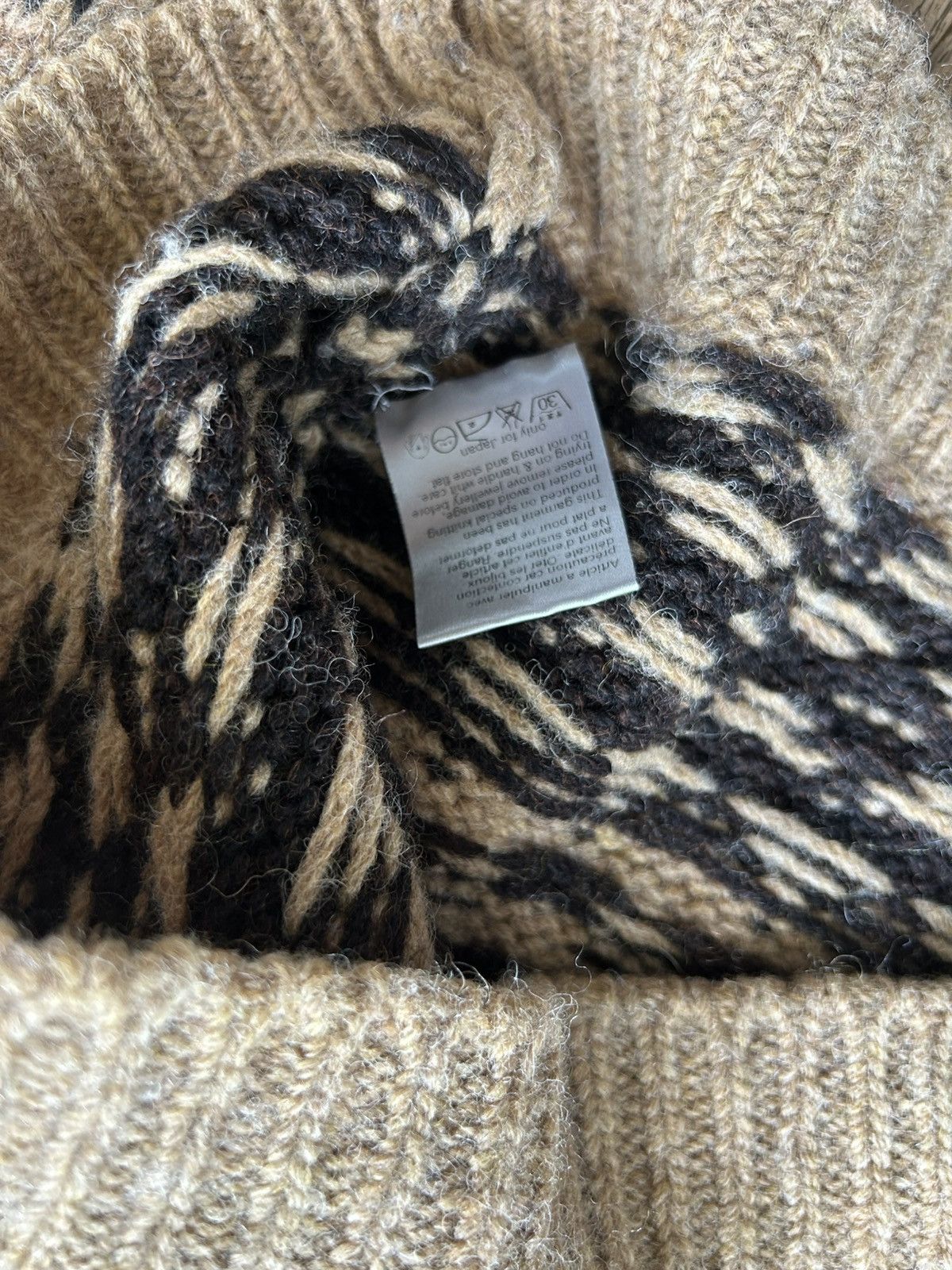 Dior Homme AW05 “In the morning” knitwear