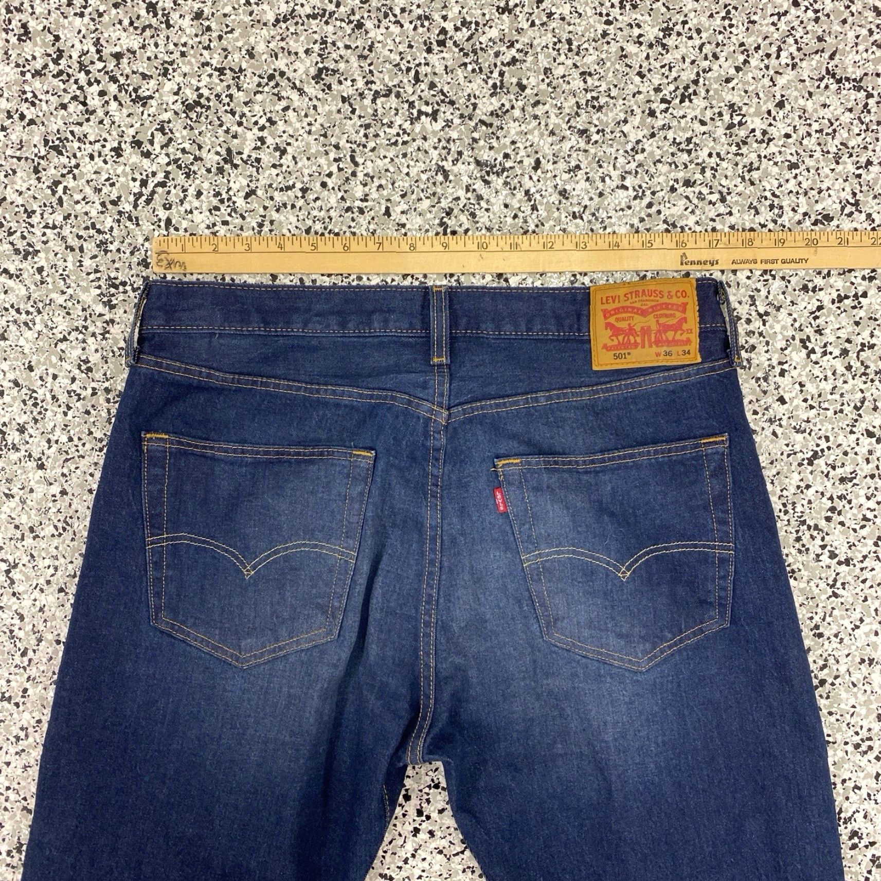 Levi's Levi's 501 XX Jeans Dark Wash Button Fly Straight 34x33 Blue Mens Size US 34 / EU 50 - 4 Thumbnail