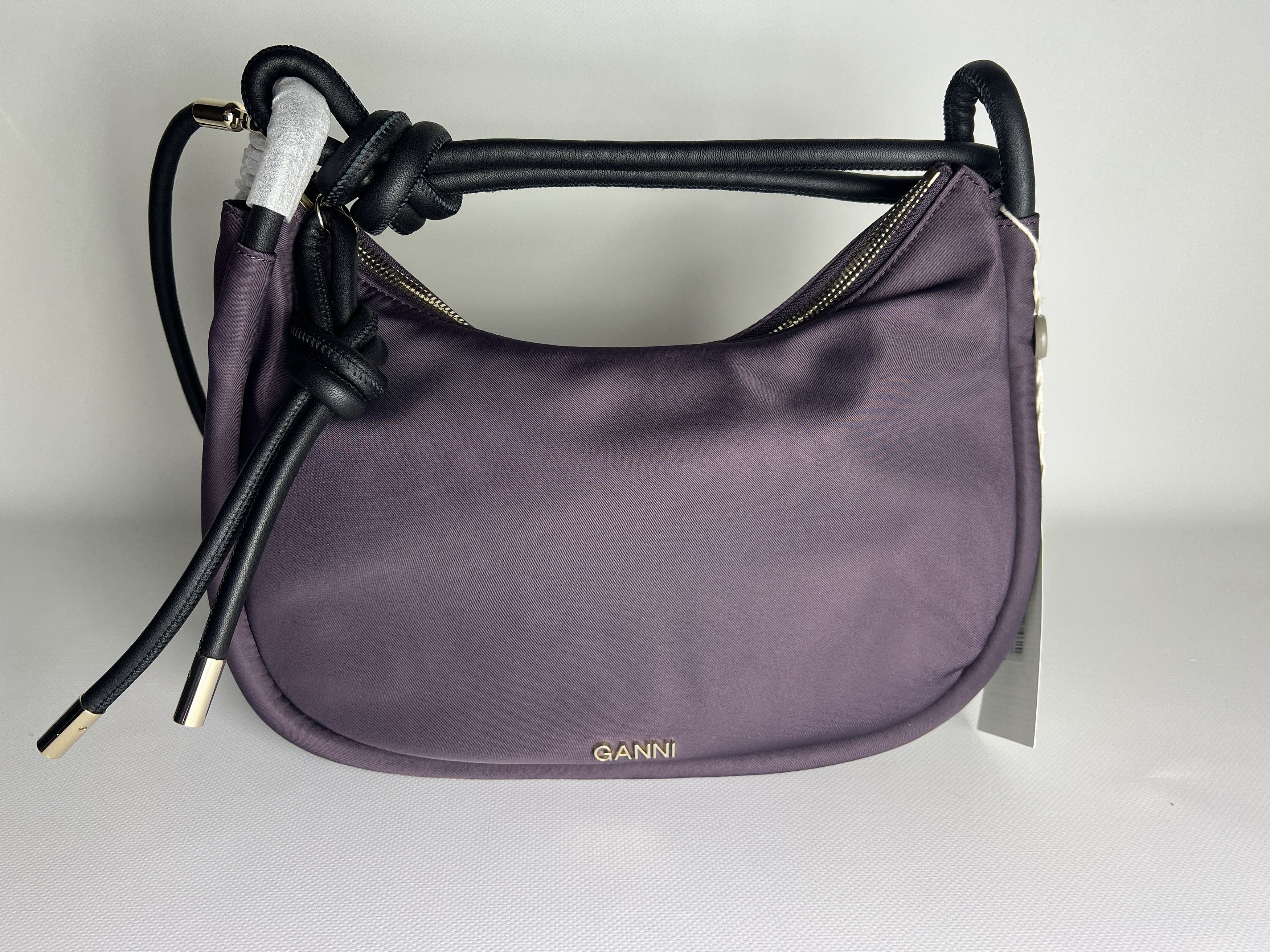 Ganni GANNI Shell Shoulder Bag Luxury Designer Nylon Purse Size ONE SIZE - 8 Thumbnail