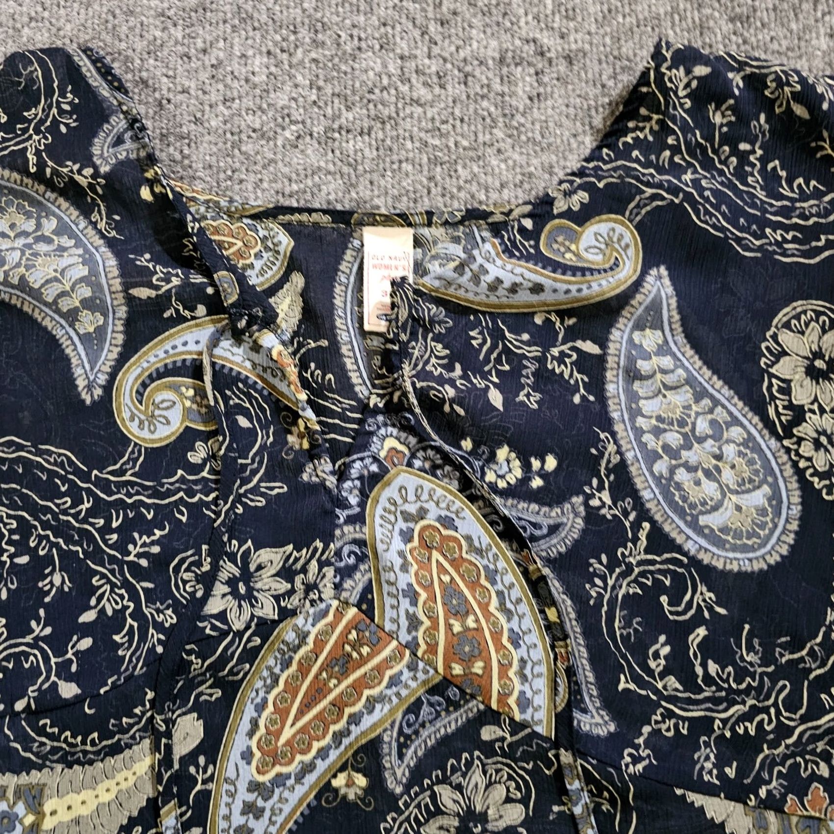 Old Navy VINTAGE Old Navy Top Womens 3X Blue Paisley Short Sleeve Sheer Flowy Career Casual Y2K Blouse Womens Size XXL / US 16-18 / IT 52-54 - 3 Thumbnail