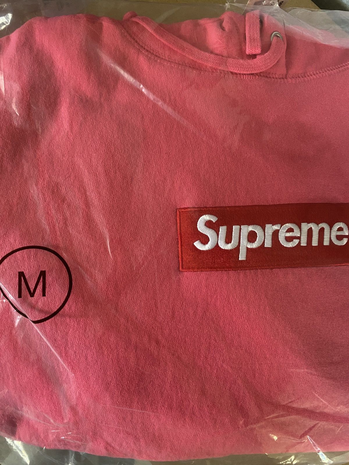 Supreme Supreme FW25 Box Logo Magenta M (On-Hand) Size US M / EU 48-50 / 2 - 4 Thumbnail