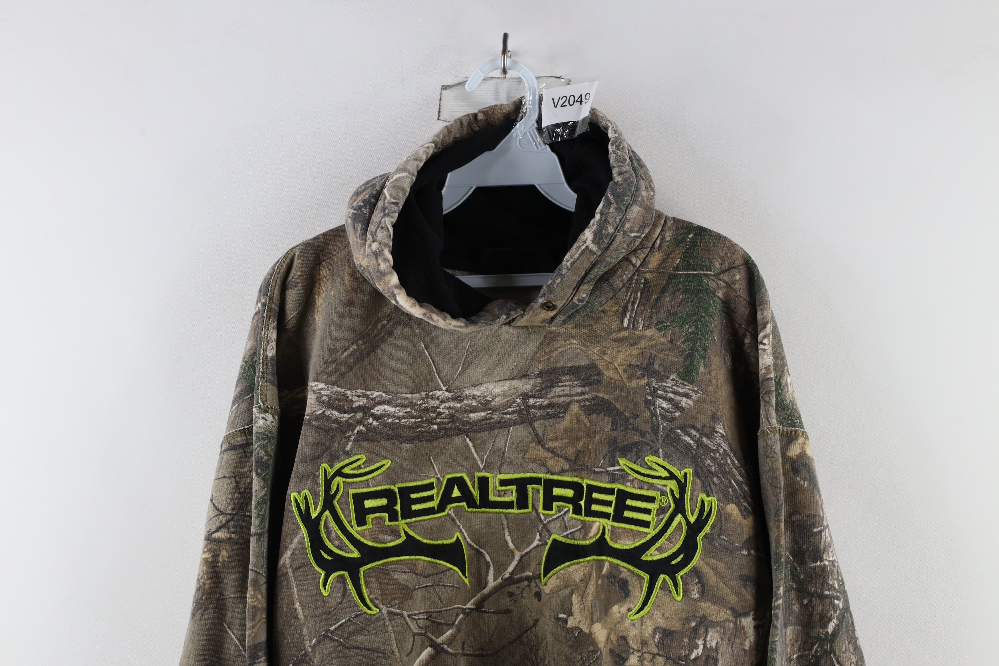 Vintage Vintage Streetwear Out Realtree Camouflage Hoodie Sweatshirt Size US L / EU 52-54 / 3 - 2 Thumbnail