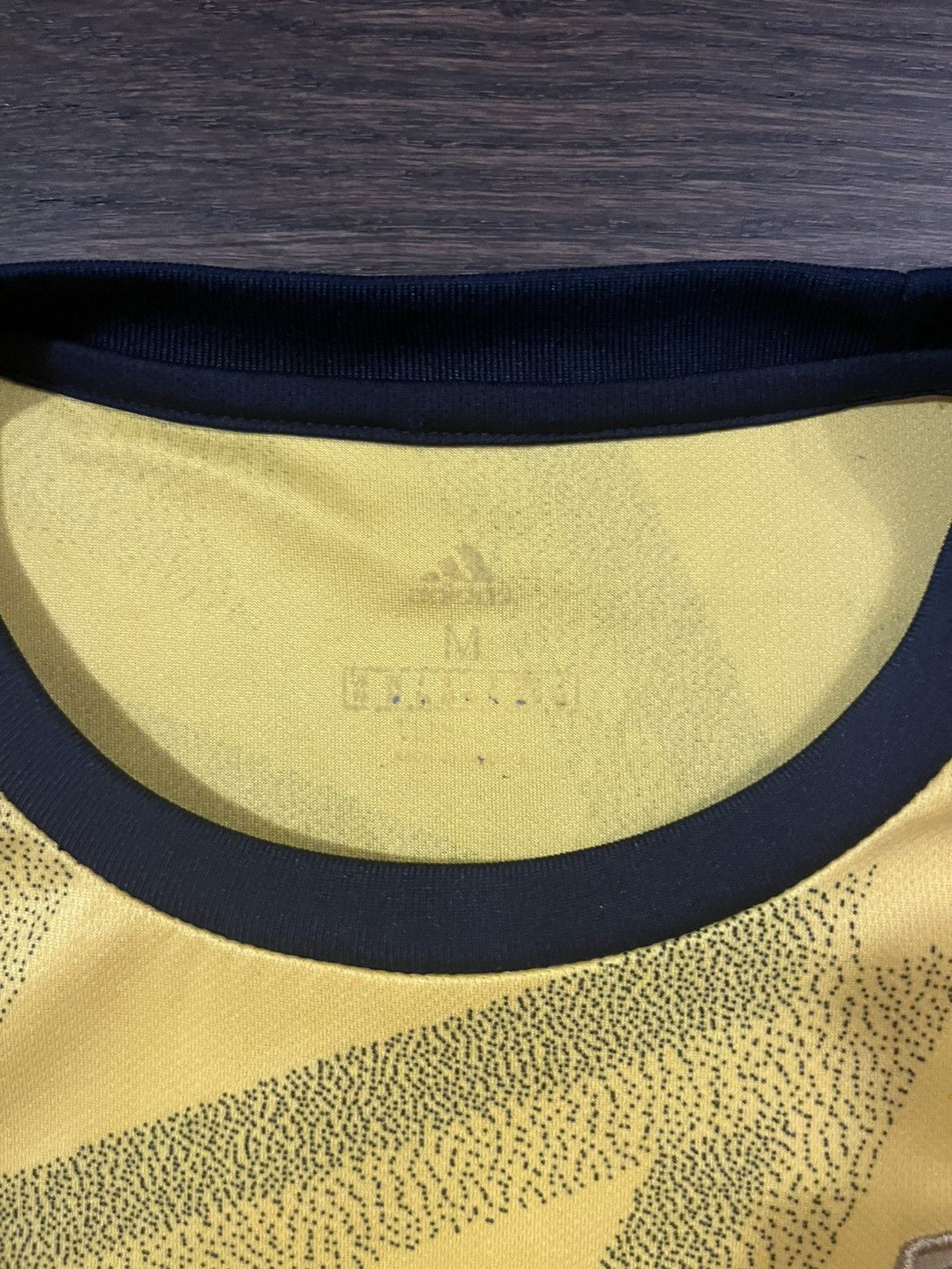 Adidas Long Sleeve Adidas Nicolas Pépé ARSENAL 19/20 Away Kit Size US M / EU 48-50 / 2 - 3 Thumbnail