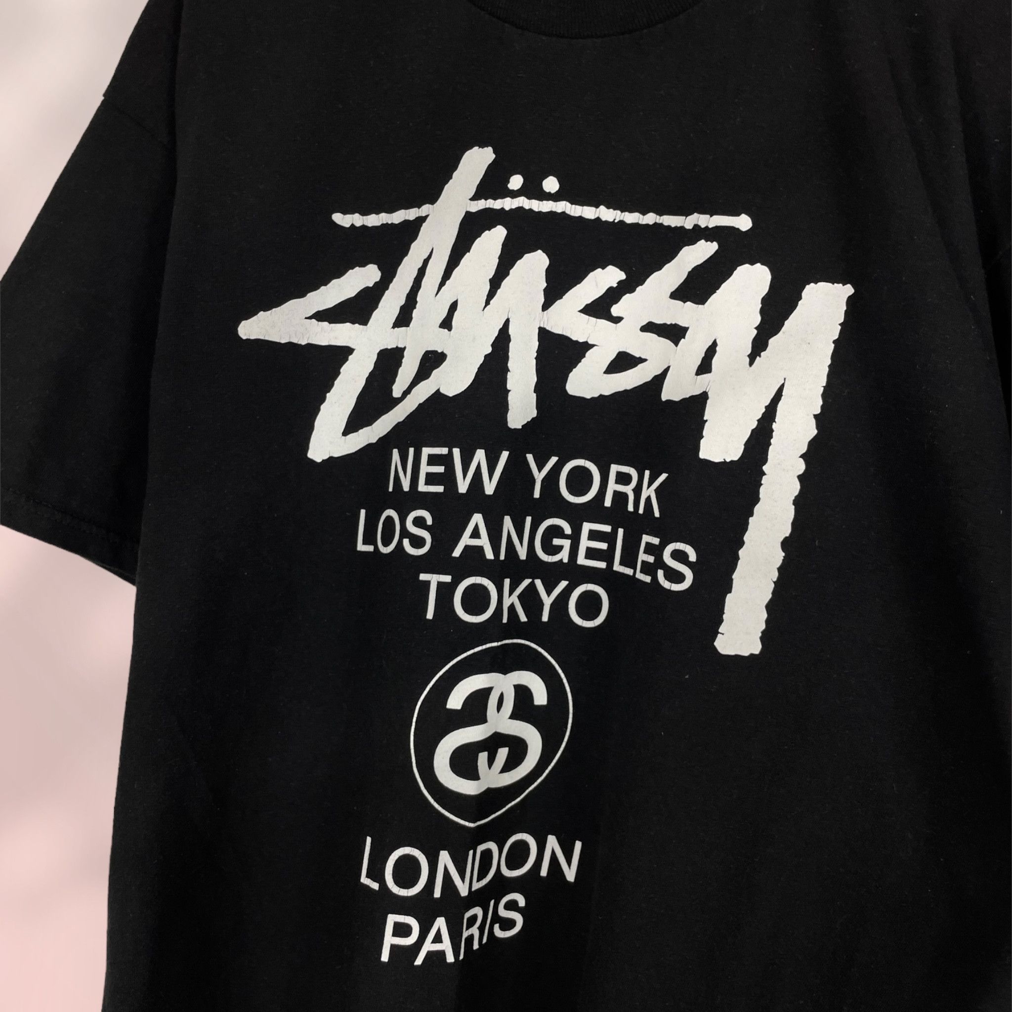 Stussy Stussy World Tour Big Logo Black Tshirt Vintage Size US L / EU 52-54 / 3 - 3 Thumbnail