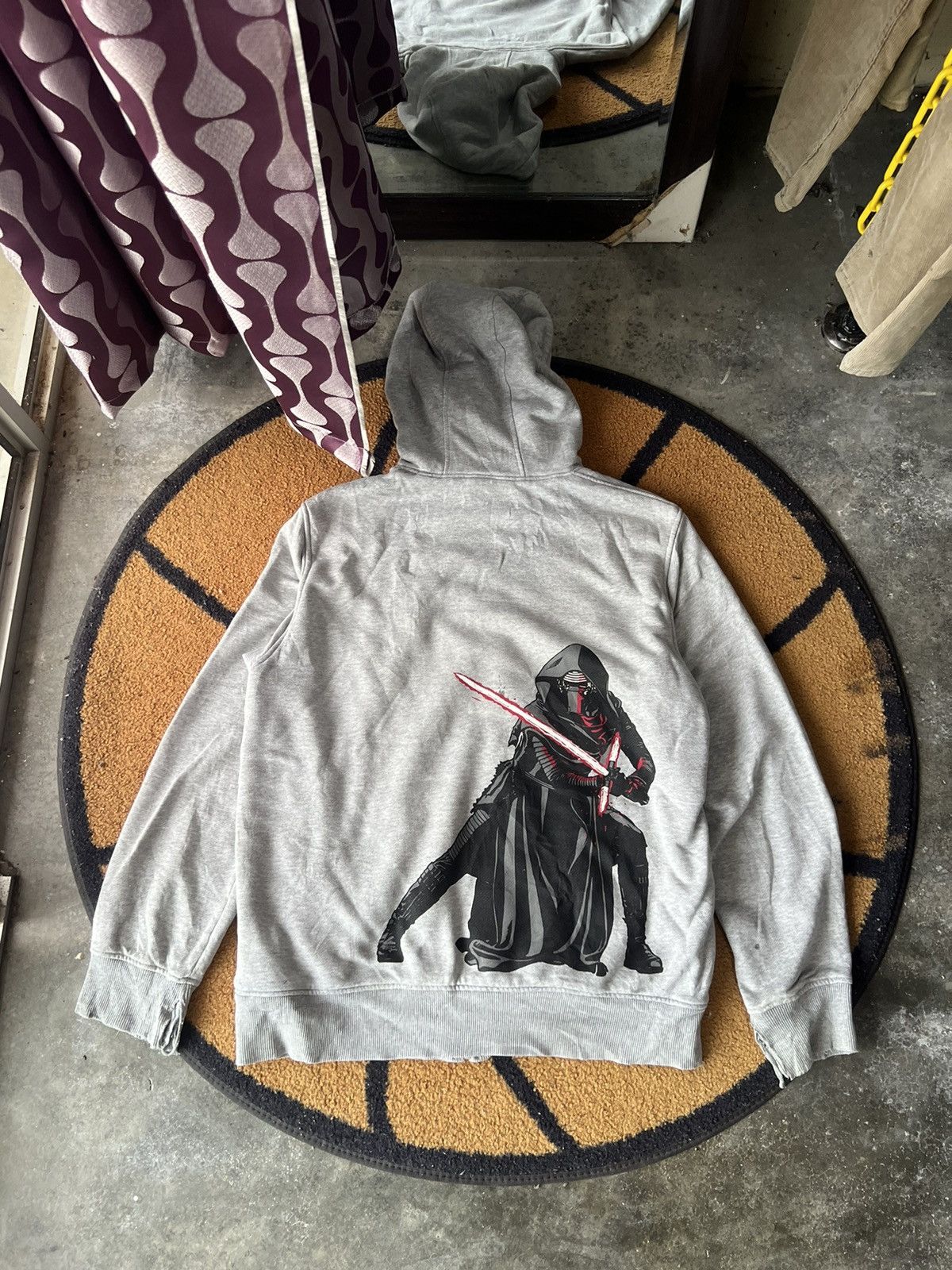 Star Wars 🔥Uniqlo Star Wars Faux Fur Zipper Hoodies Size US M / EU 48-50 / 2 - 1 Thumbnail