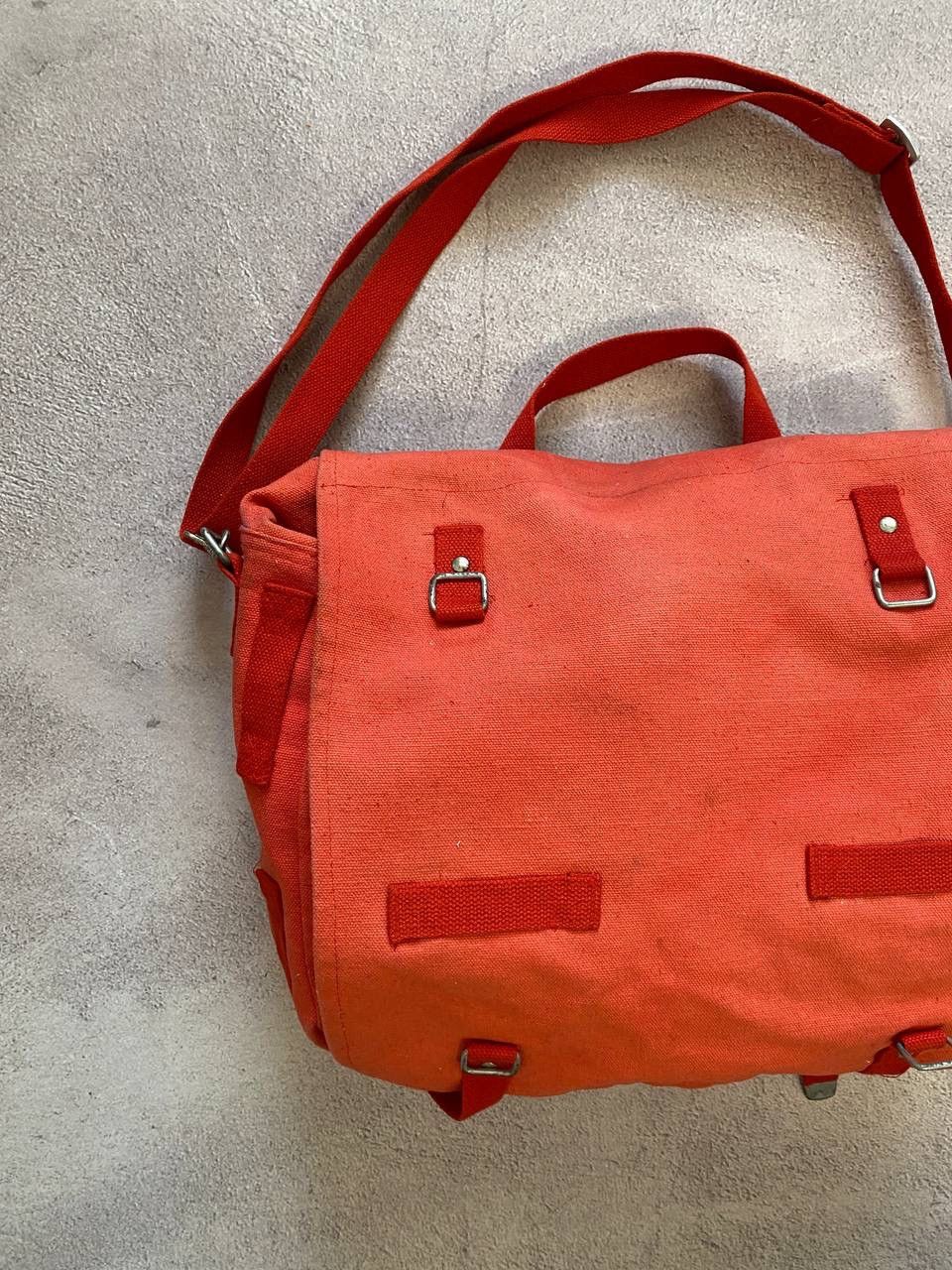 KMRii Faded KMRii style vintage distressed sling bag Size ONE SIZE - 2 Thumbnail