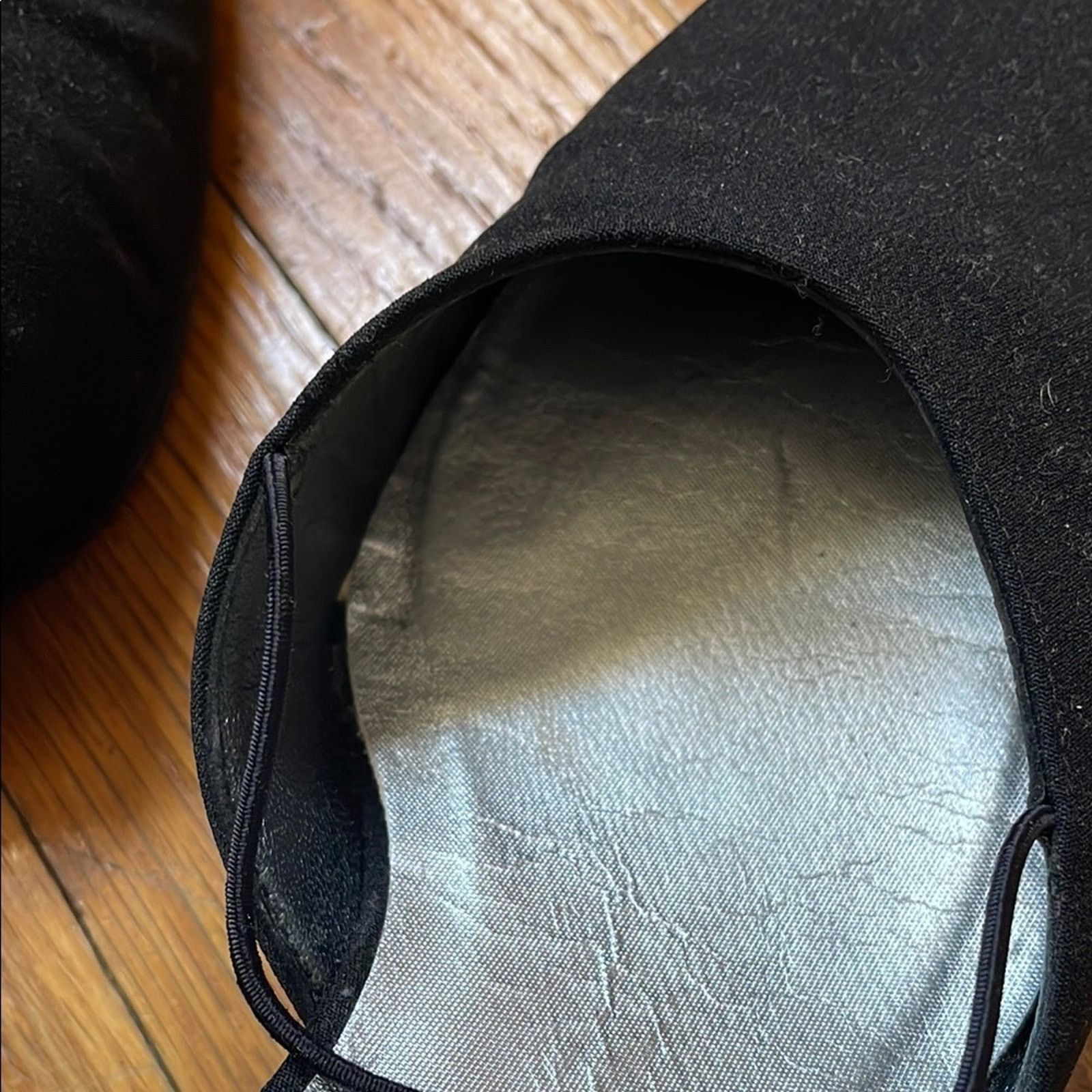 Stuart Weitzman Vintage 2” Stuart Weitzman Black Heels with d'Orsay Style Size US 8.5 / IT 38.5 - 8 Thumbnail