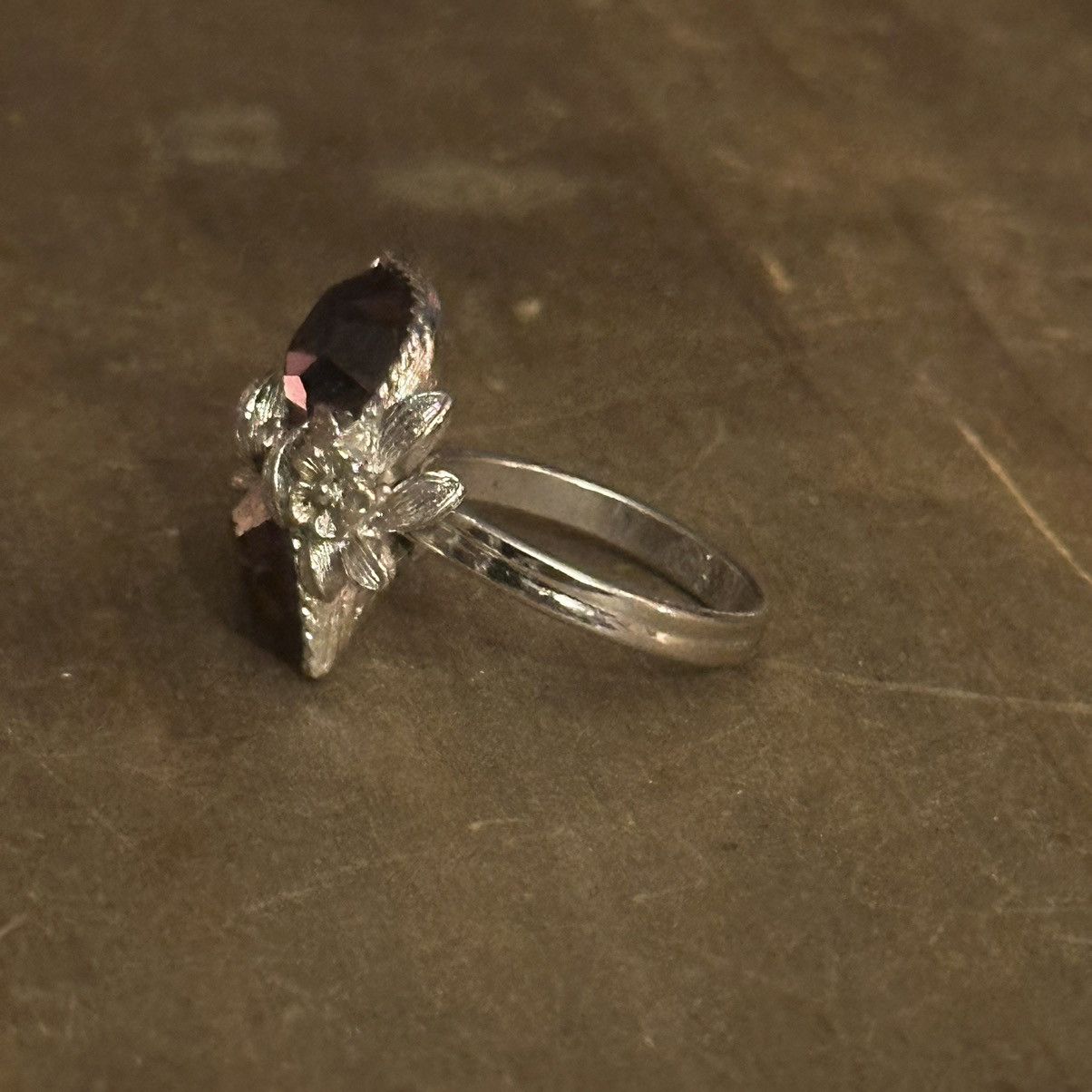 Other × Vintage Vintage Sarah Coventry Love Story double heart floral ring Size ONE SIZE - 8 Thumbnail