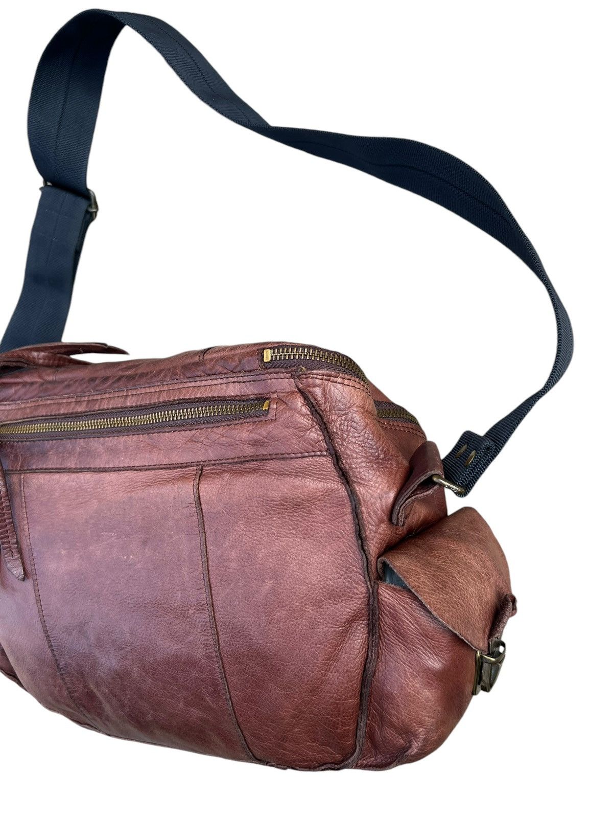Leather Vintage Papillonner Japan Fade Patina Leather Messenger Bag Size ONE SIZE - 13 Thumbnail