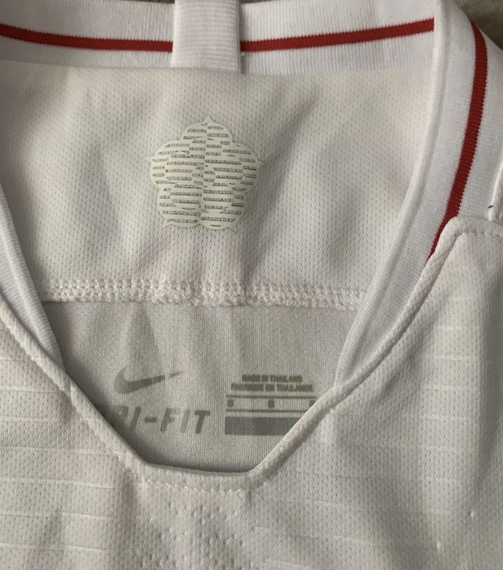 Nike Kane england jersey Size US S / EU 44-46 / 1 - 9 Thumbnail
