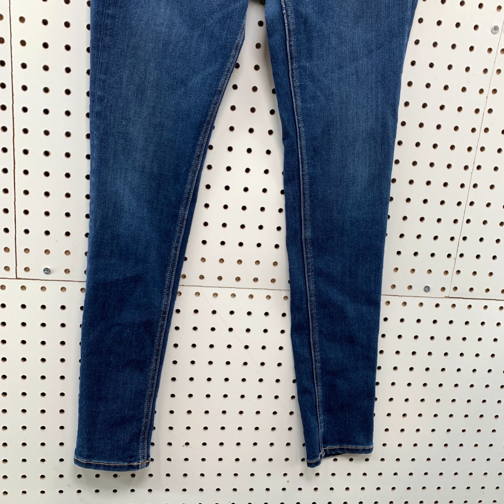 Rag & Bone rag & bone Skinny Ankle Denim Jeans Womens Size 27 Blue Stretch fits 28x27 Denim Jeans Womens 27 Rag & Bone Skinny Ankle Blue Stretch Womens 27 Size 27" / US 4 / IT 40 - 5 Thumbnail