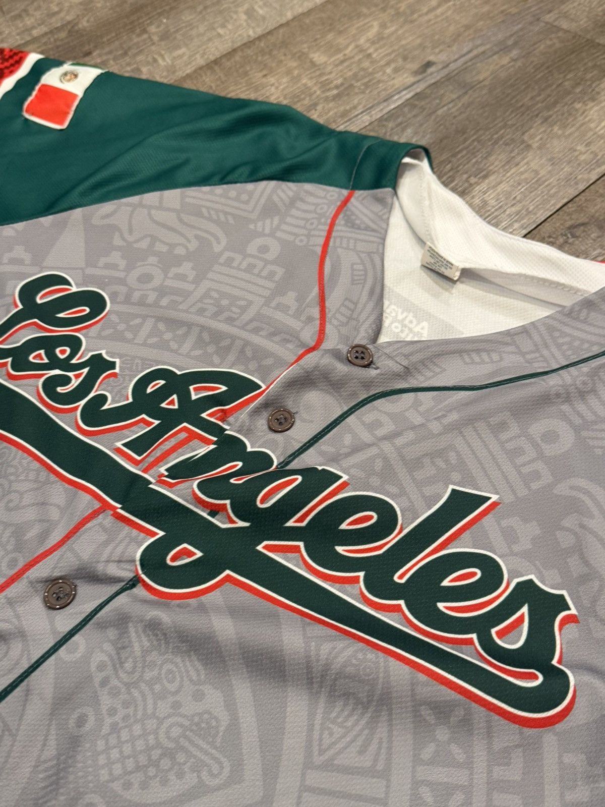 Other Los Angeles Dodgers Mexican Heritage Night Jersey SGA size M Size US M / EU 48-50 / 2 - 3 Thumbnail